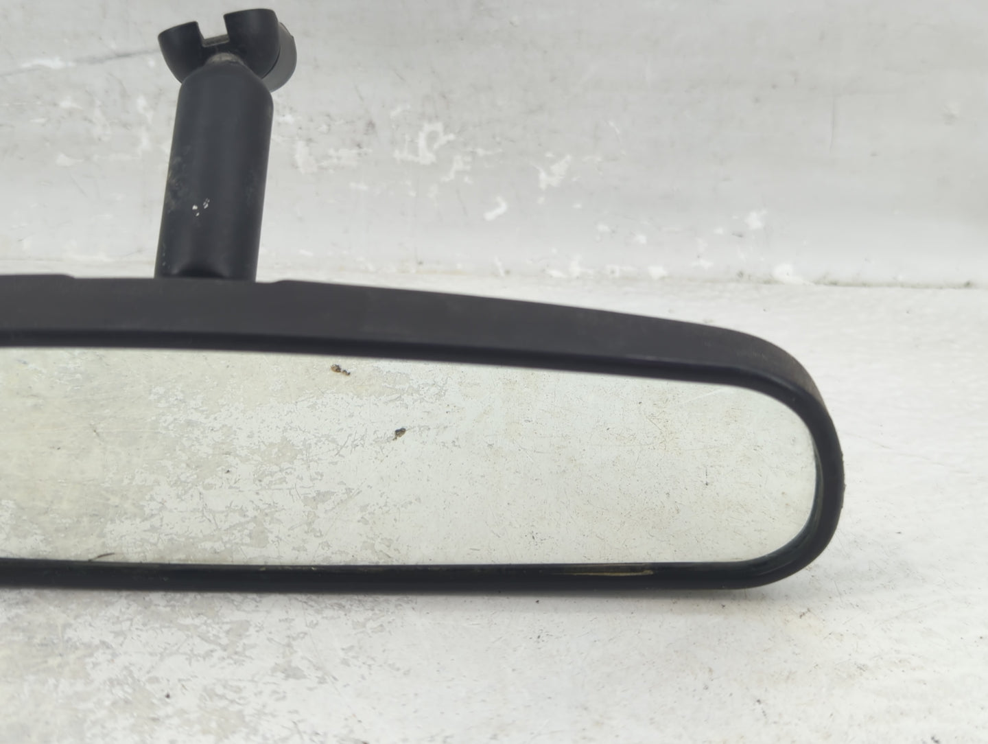 2001-2016 Ford Escape Interior Rear View Mirror Replacement OEM P/N:031681 Fits OEM Used Auto Parts - Oemusedautoparts1.com