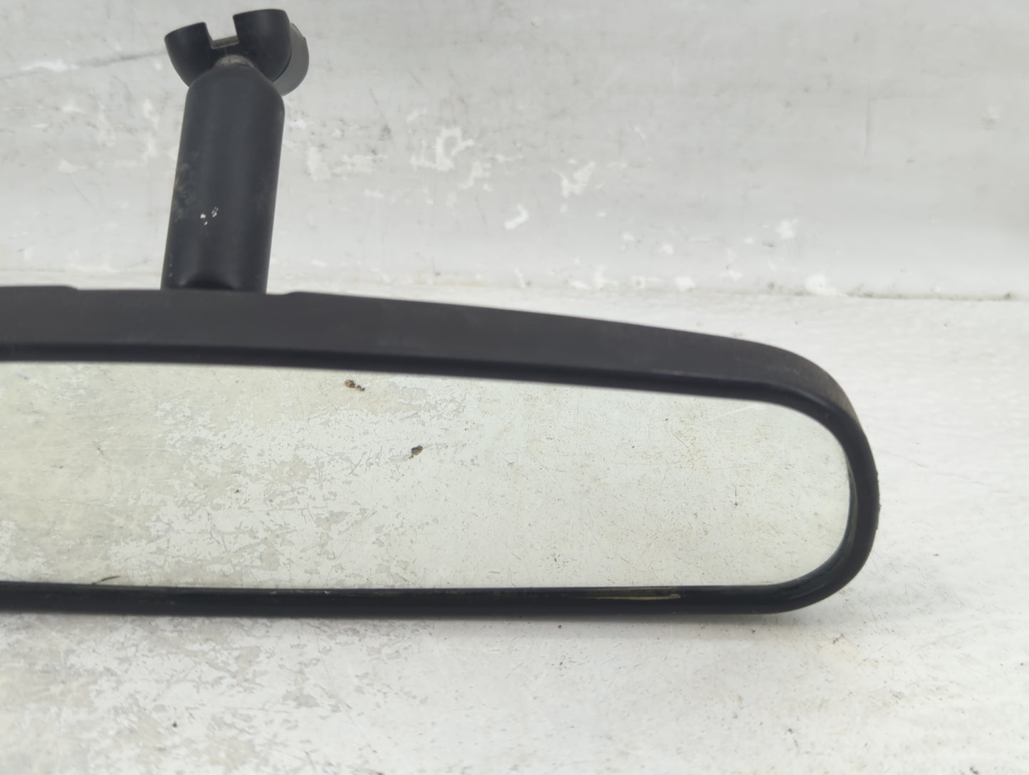 2001-2016 Ford Escape Interior Rear View Mirror Replacement OEM P/N:031681 Fits OEM Used Auto Parts - Oemusedautoparts1.com
