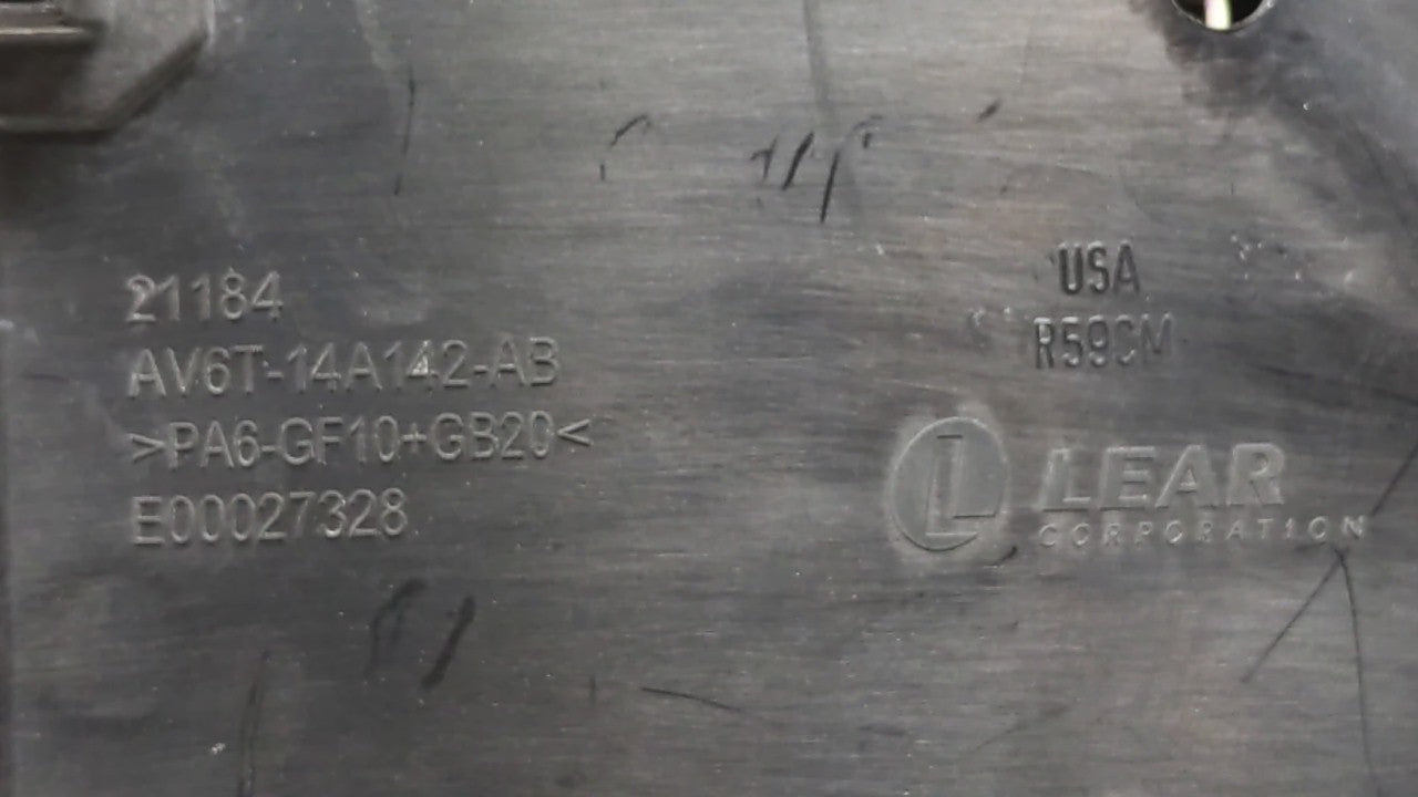 2013-2016 Ford Escape Fusebox Fuse Box Panel Relay Module P/N:AV6T-14A142-AB AVGT-14A076-AB Fits Fits 2013 2014 2015 2016 OE