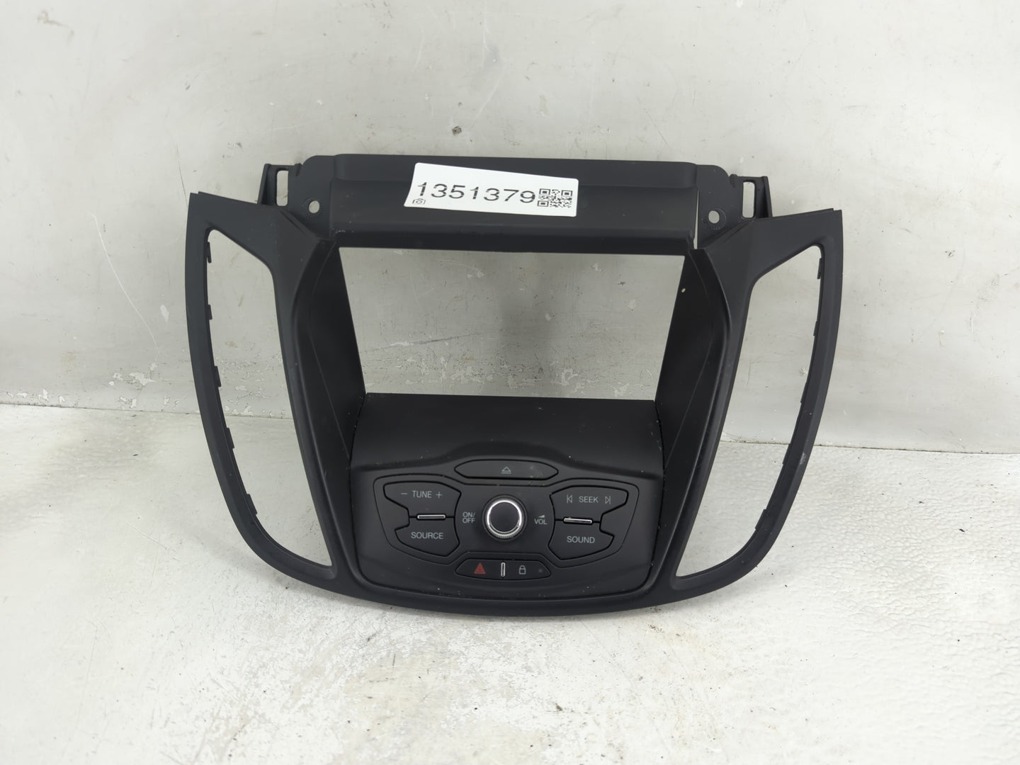 2013-2016 Ford Escape Radio Control Panel - Oemusedautoparts1.com