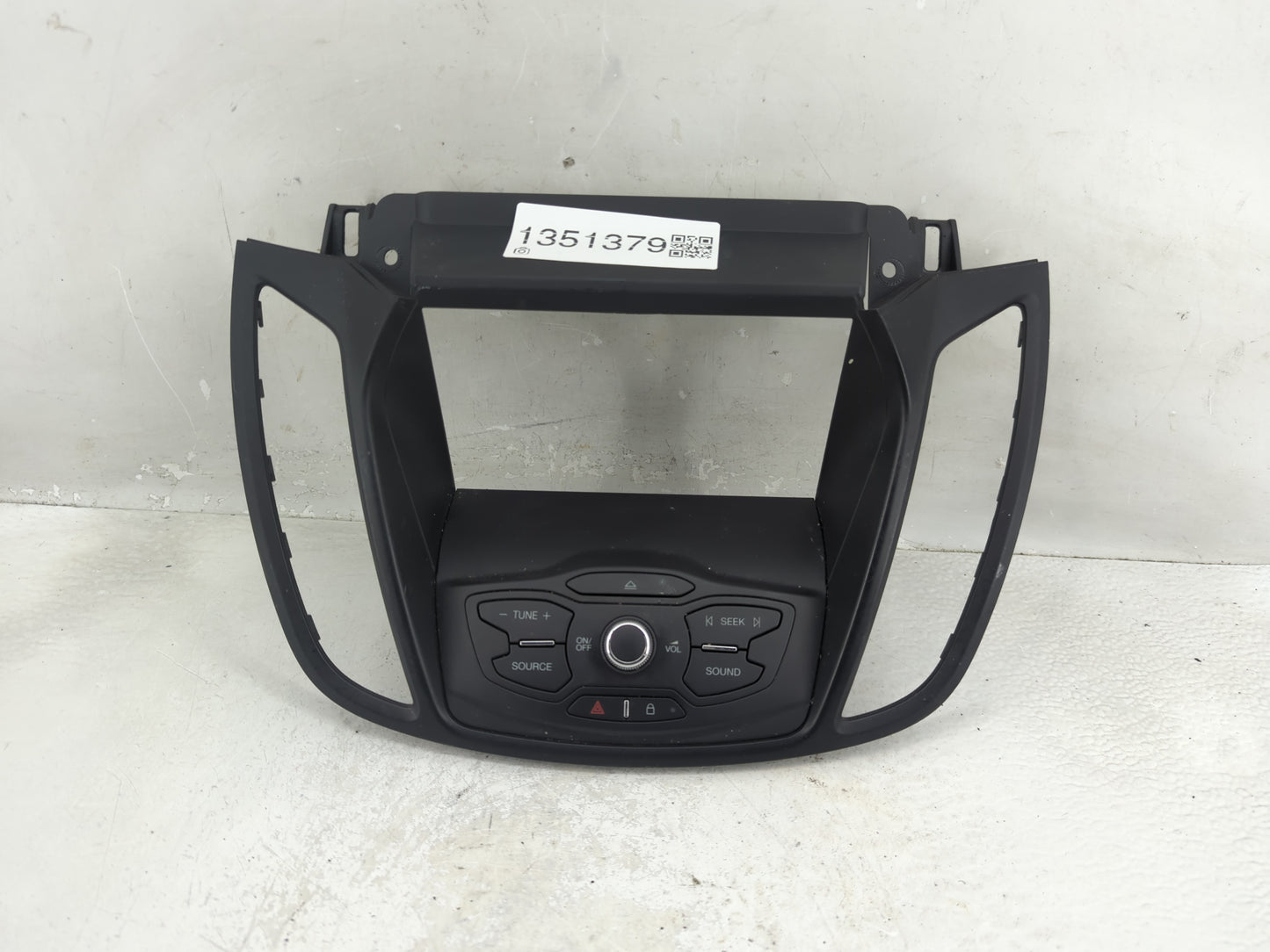 2013-2016 Ford Escape Radio Control Panel - Oemusedautoparts1.com