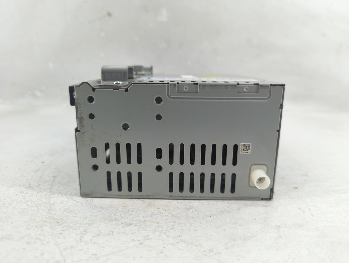 2013-2015 Ford Escape Radio AM FM Cd Player Receiver Replacement P/N:CQ-JJ12E0UMB Fits Fits 2013 2014 2015 OEM Used Auto Par
