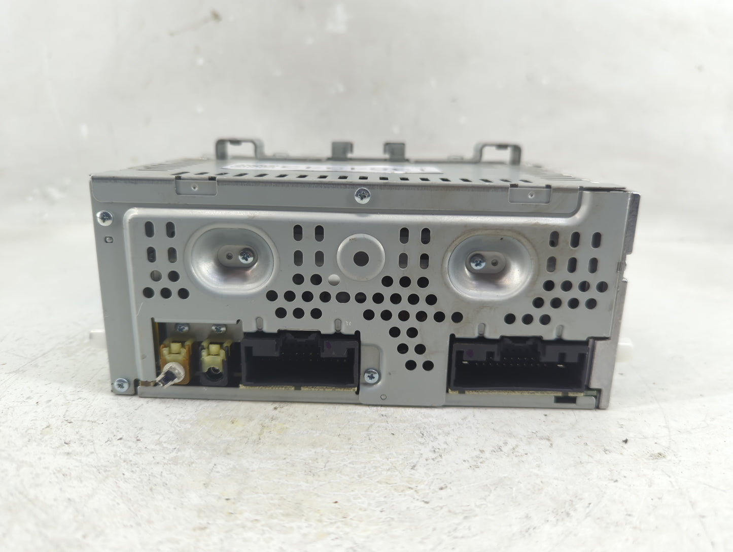 2013-2015 Ford Escape Radio AM FM Cd Player Receiver Replacement P/N:CJ5T-19C107-AH Fits Fits 2013 2014 2015 OEM Used Auto P