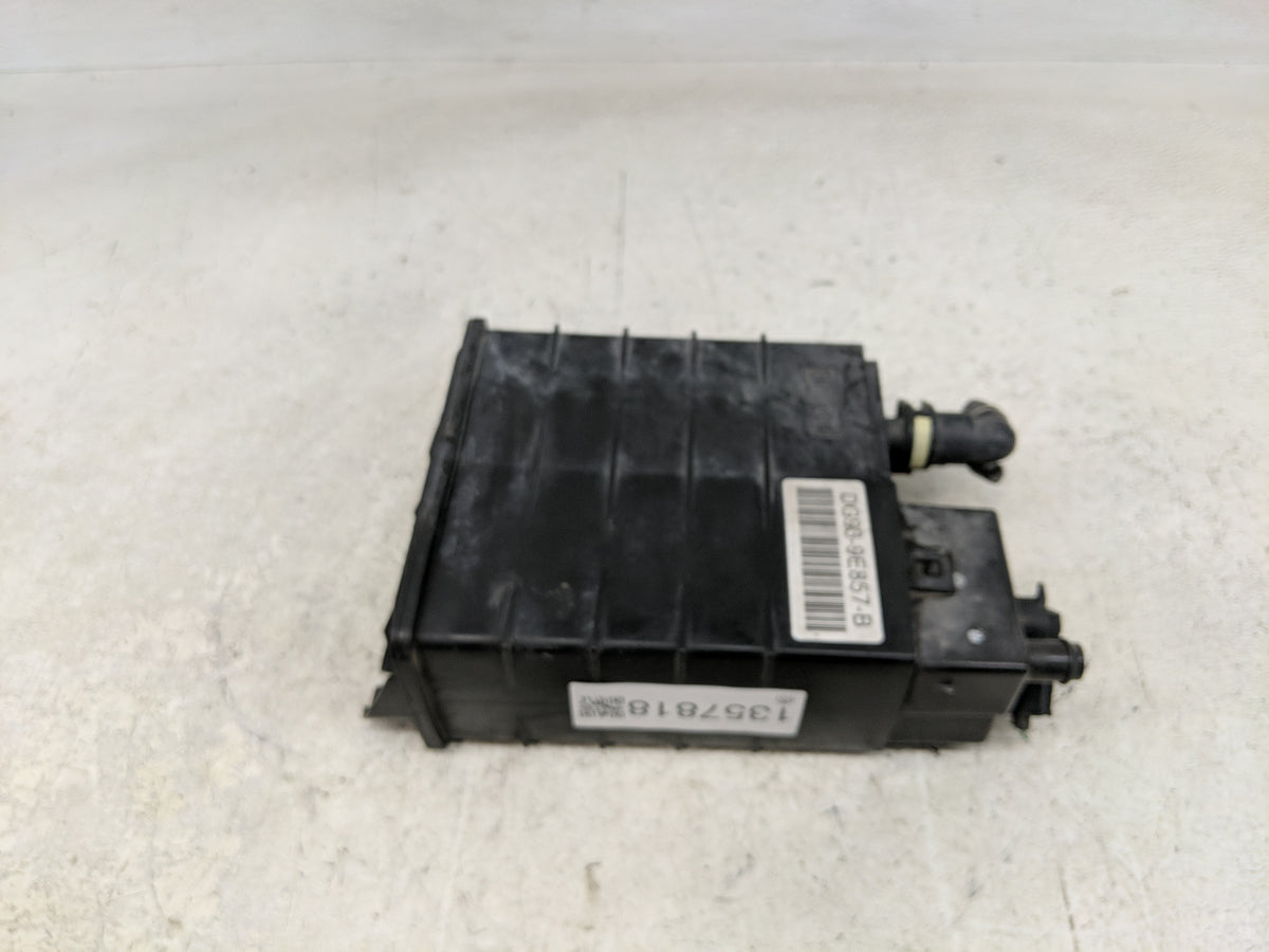 2014 Ford Escape Fuel Vapor Charcoal Canister 1357818 - Oemusedautoparts1.com