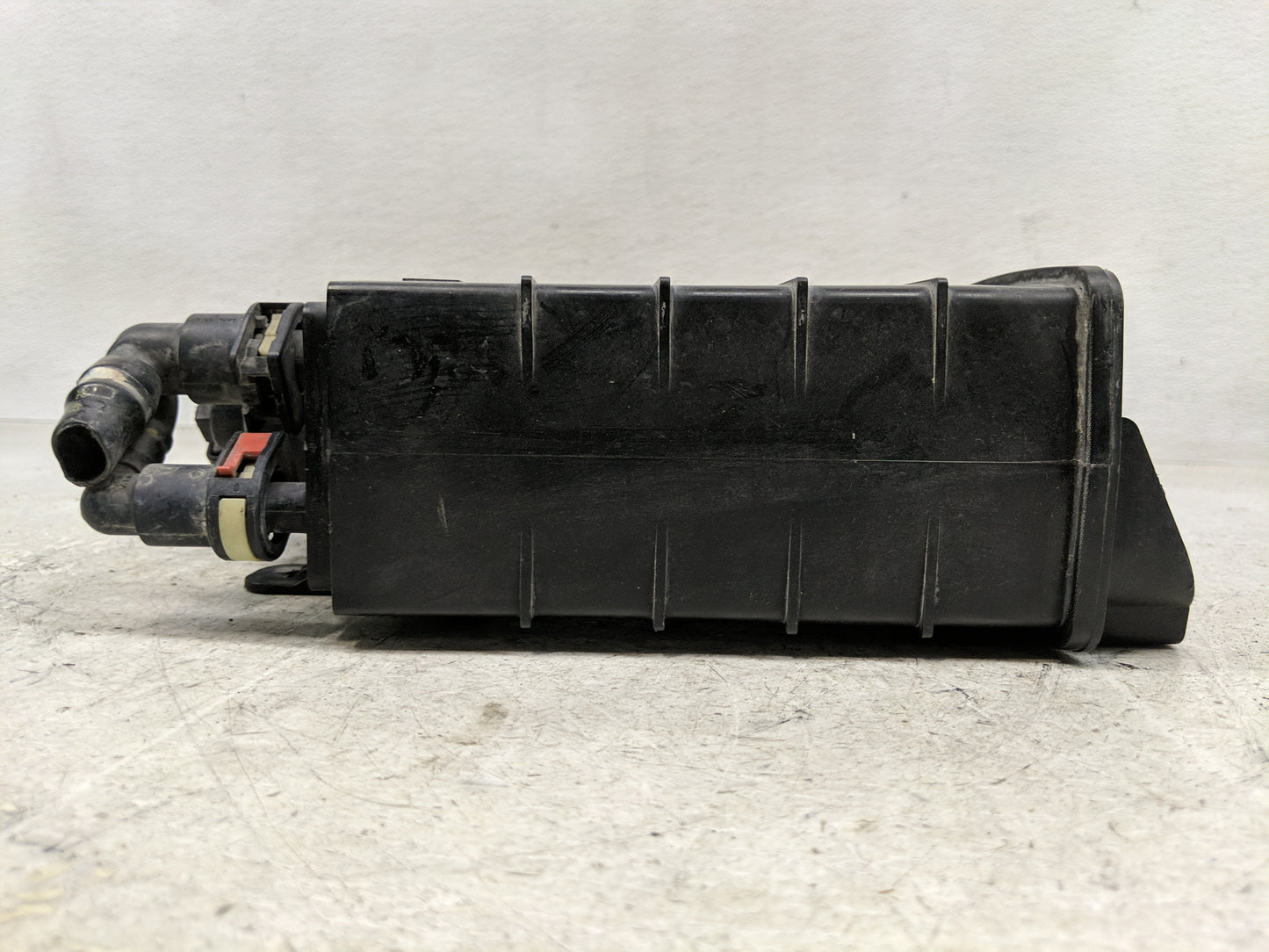 2014 Ford Escape Fuel Vapor Charcoal Canister 1357818 - Oemusedautoparts1.com