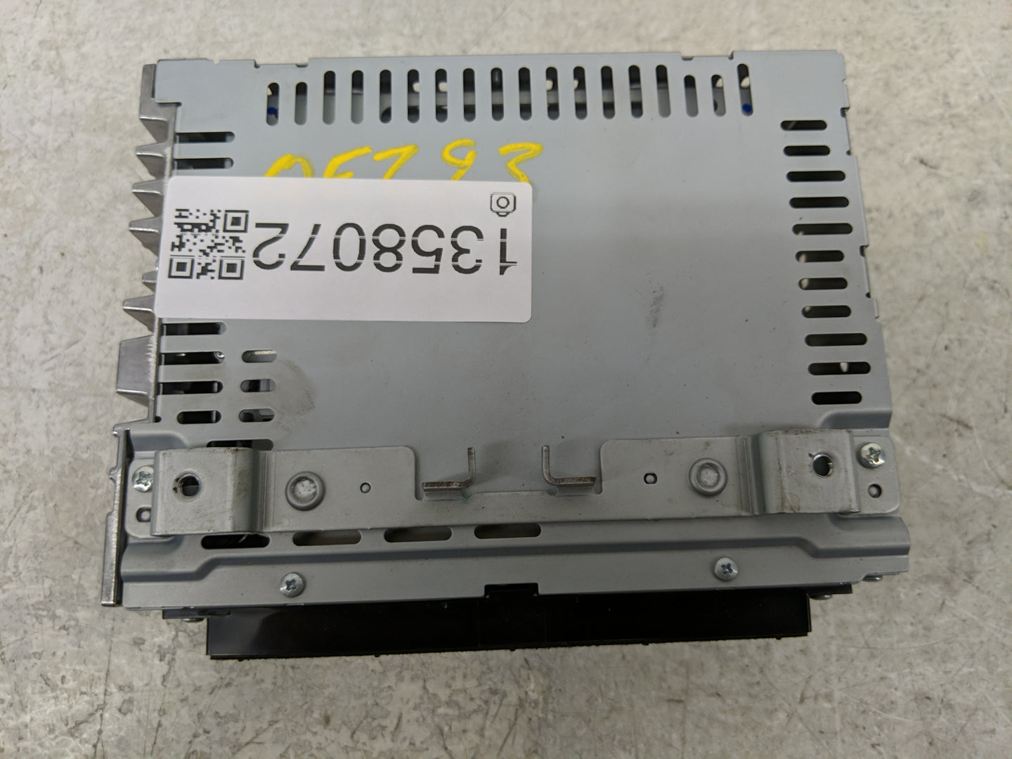 2013-2015 Ford Escape Radio AM FM Cd Player Receiver Replacement P/N:CJ5T-19C107-BH Fits Fits 2013 2014 2015 OEM Used Auto P