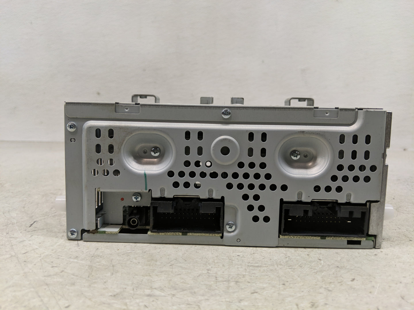 2013-2015 Ford Escape Radio AM FM Cd Player Receiver Replacement Fits Fits 2013 2014 2015 OEM Used Auto Parts - Oemusedautop