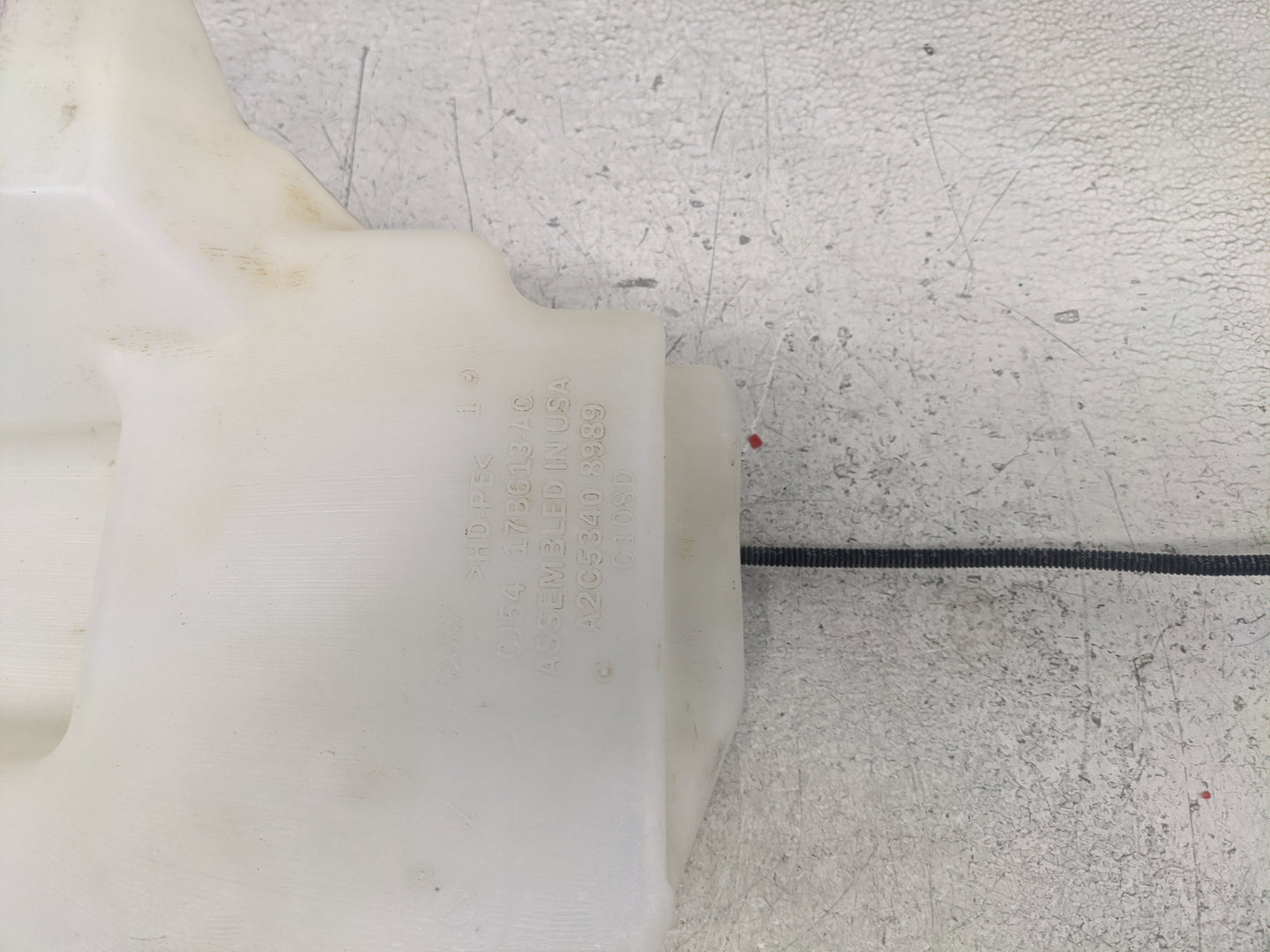 2013-2014 Ford Escape Windshield Washer Fluid Reservoir Bottle Oem - Oemusedautoparts1.com