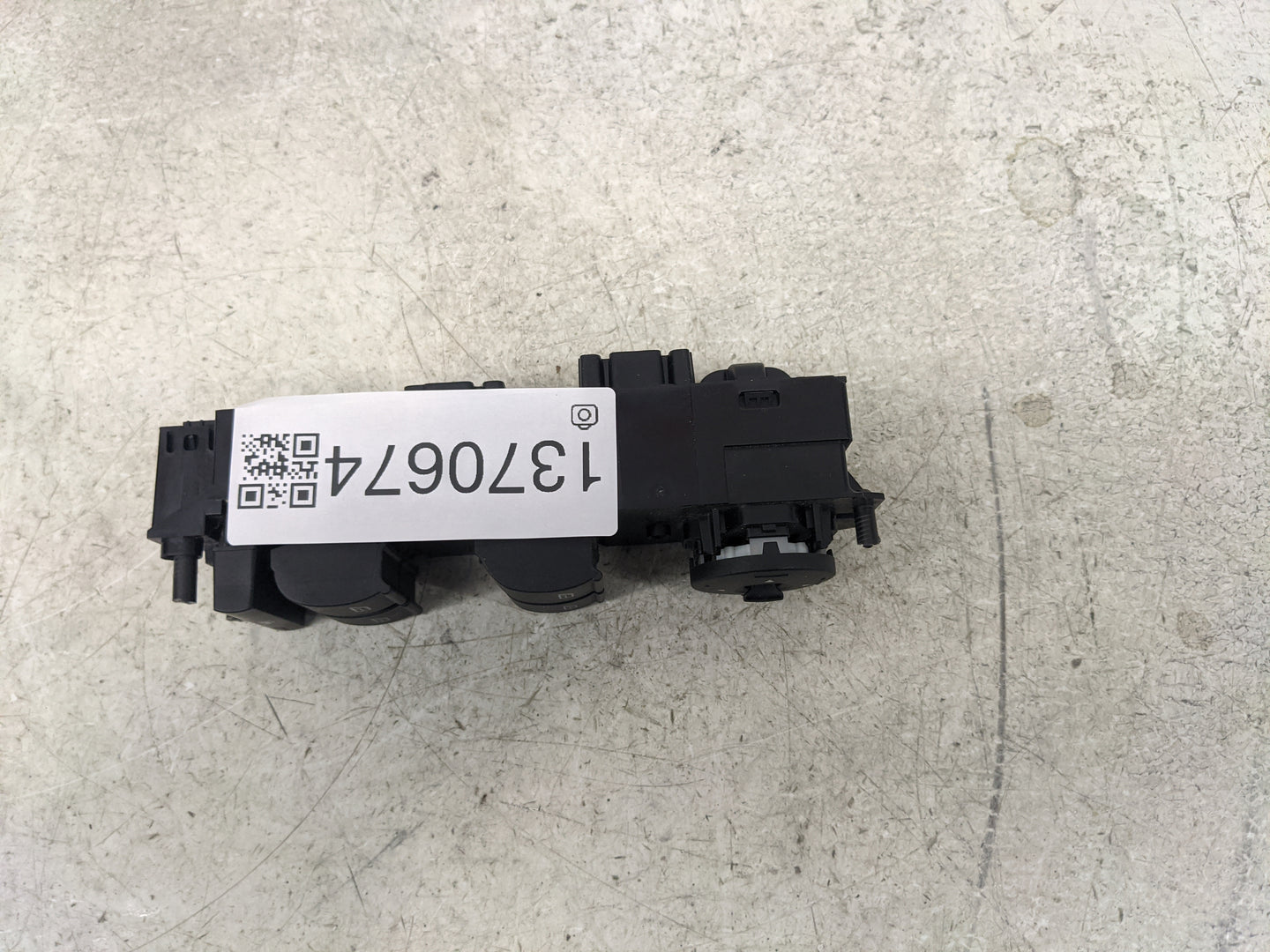 2013-2019 Ford Escape Master Power Window Switch Replacement Driver Side Left P/N:BM5T-14A132-AA Fits OEM Used Auto Parts - 