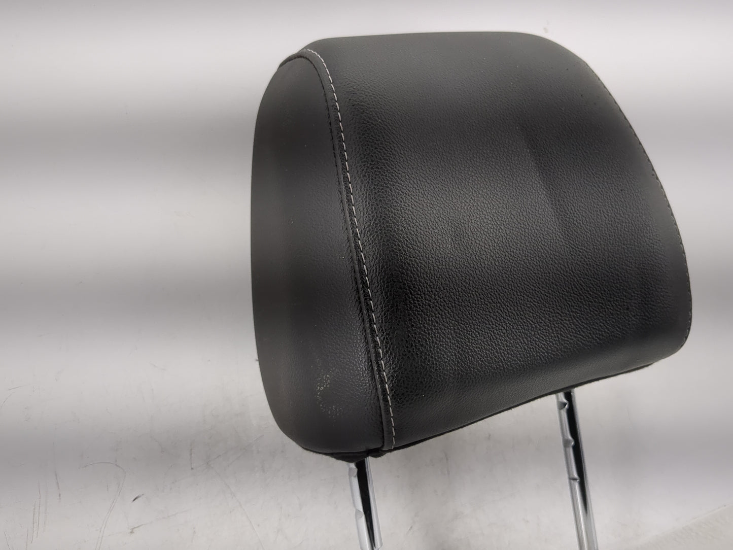 2013-2015 Ford Escape Headrest Head Rest Front Driver Passenger Seat Fits Fits 2013 2014 2015 OEM Used Auto Parts - Oemuseda
