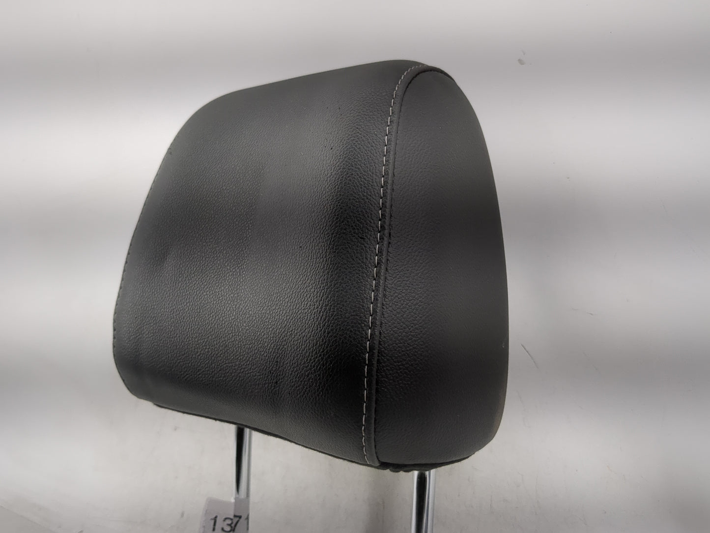 2013-2015 Ford Escape Headrest Head Rest Front Driver Passenger Seat Fits Fits 2013 2014 2015 OEM Used Auto Parts - Oemuseda