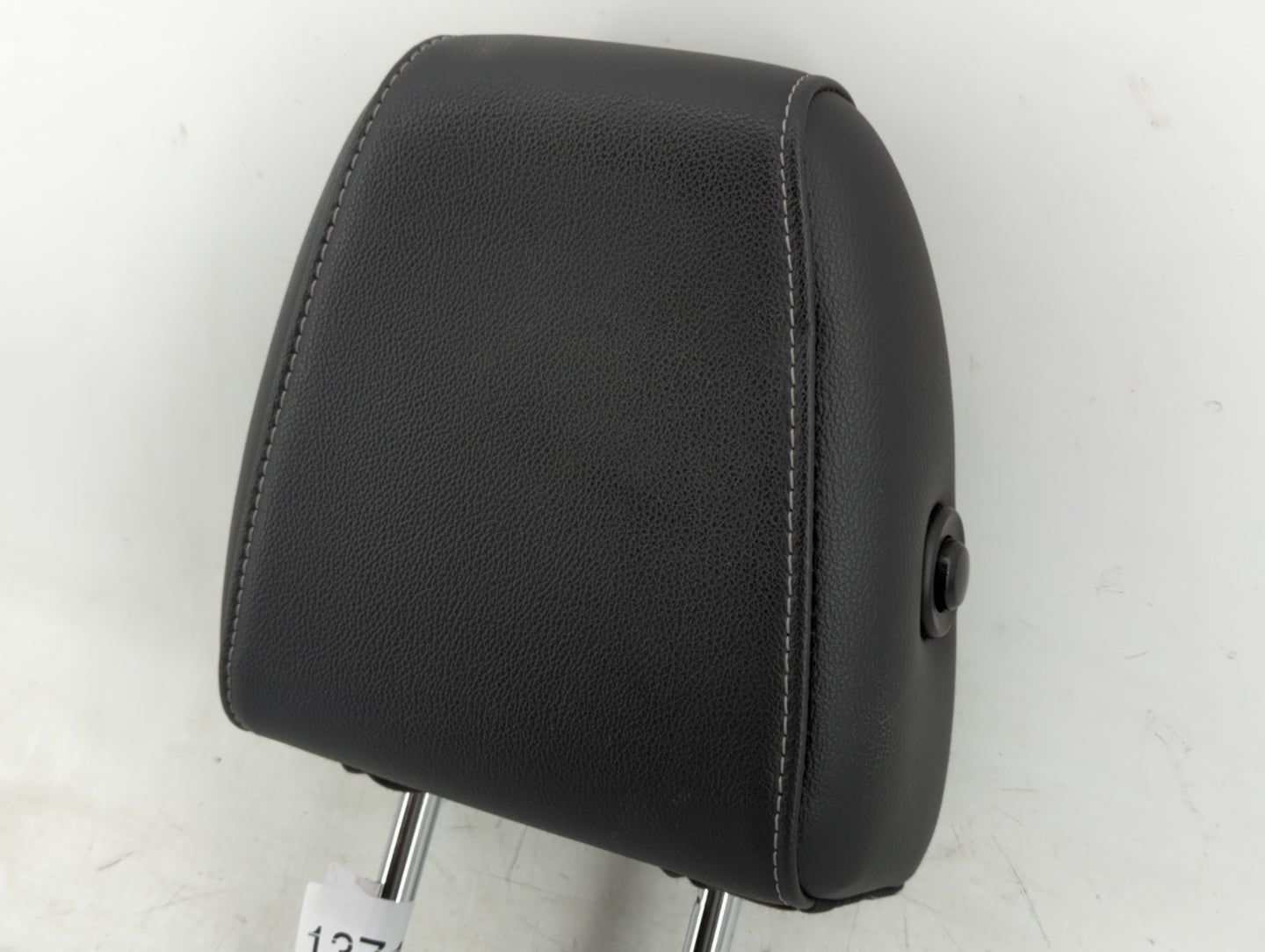 2013-2015 Ford Escape Headrest Head Rest Front Driver Passenger Seat Fits Fits 2013 2014 2015 OEM Used Auto Parts - Oemuseda