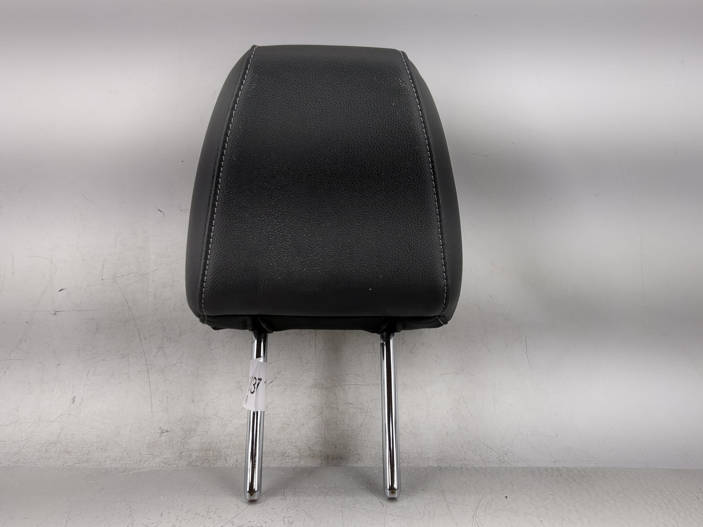 2013-2015 Ford Escape Headrest Head Rest Rear Seat Fits Fits 2013 2014 2015 OEM Used Auto Parts - Oemusedautoparts1.com