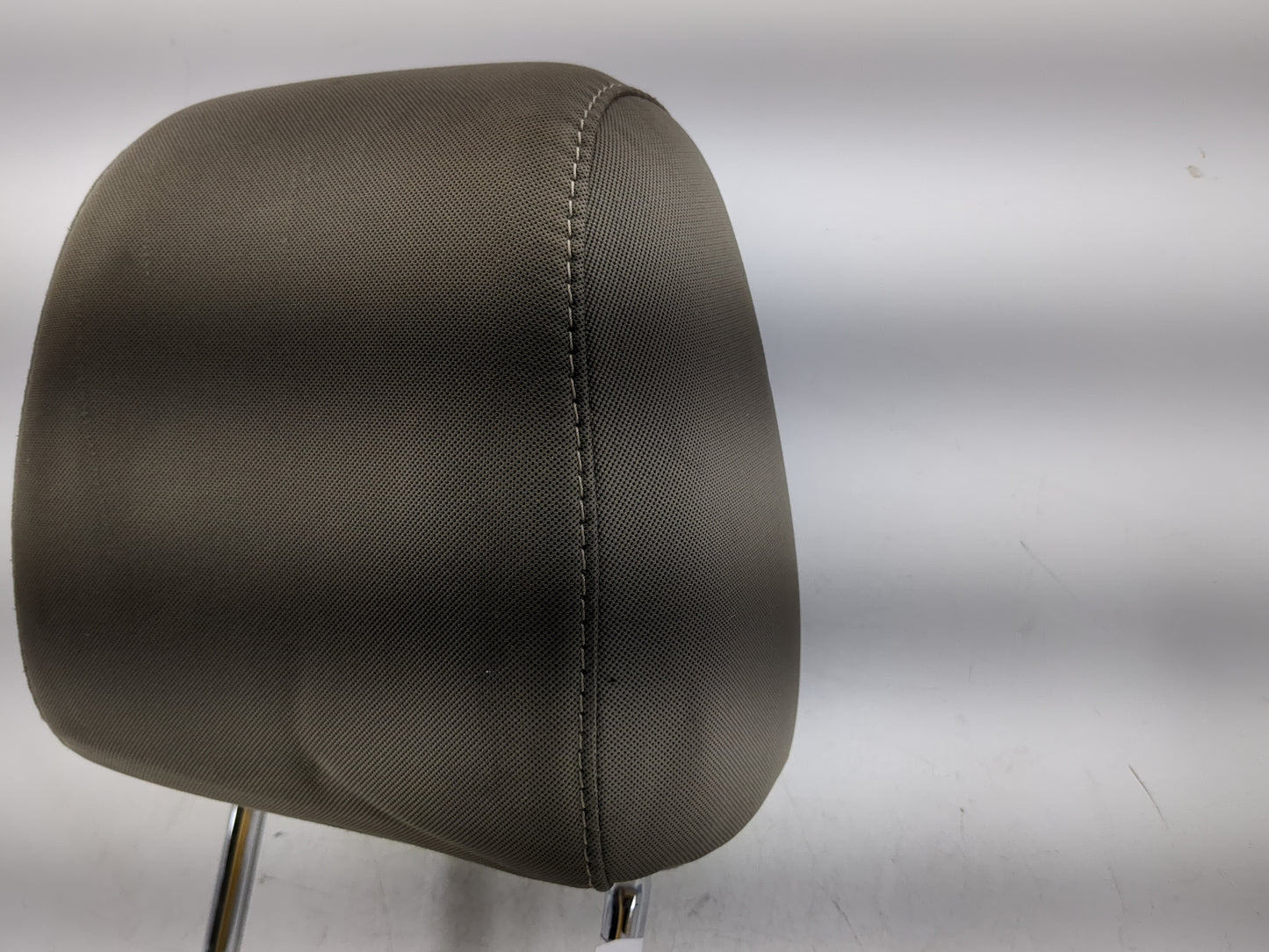 2013-2015 Ford Escape Headrest Head Rest Front Driver Passenger Seat Fits Fits 2013 2014 2015 OEM Used Auto Parts - Oemuseda