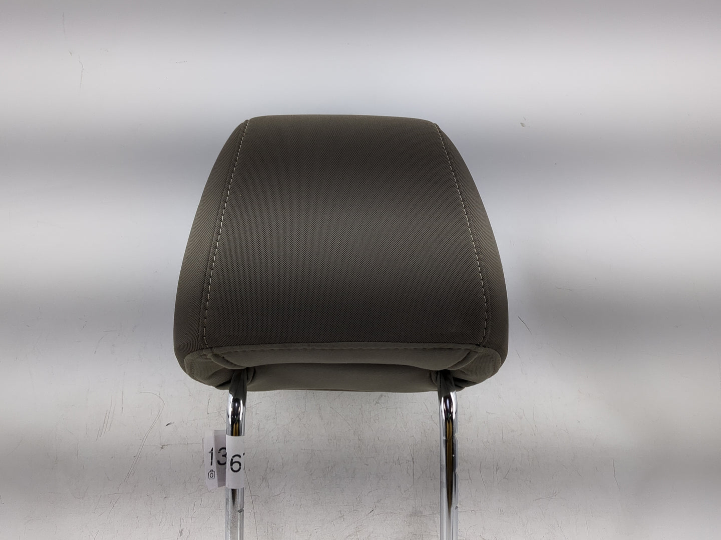 2013-2015 Ford Escape Headrest Head Rest Front Driver Passenger Seat Fits Fits 2013 2014 2015 OEM Used Auto Parts - Oemuseda