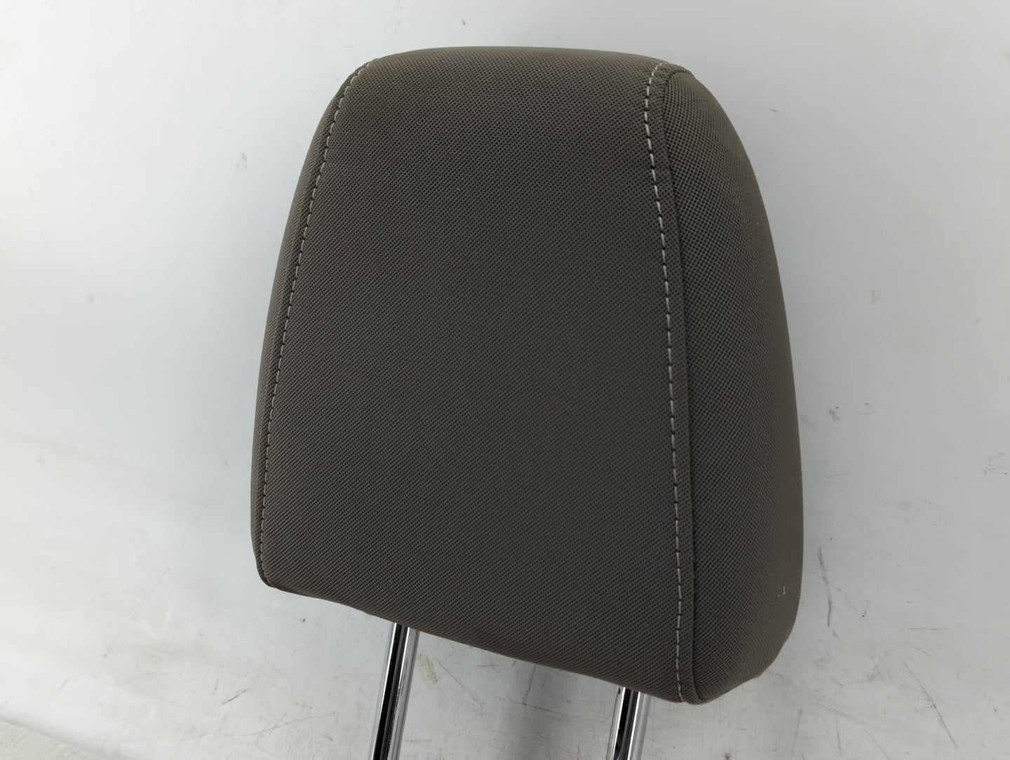 2013-2015 Ford Escape Headrest Head Rest Rear Seat Fits Fits 2013 2014 2015 OEM Used Auto Parts - Oemusedautoparts1.com