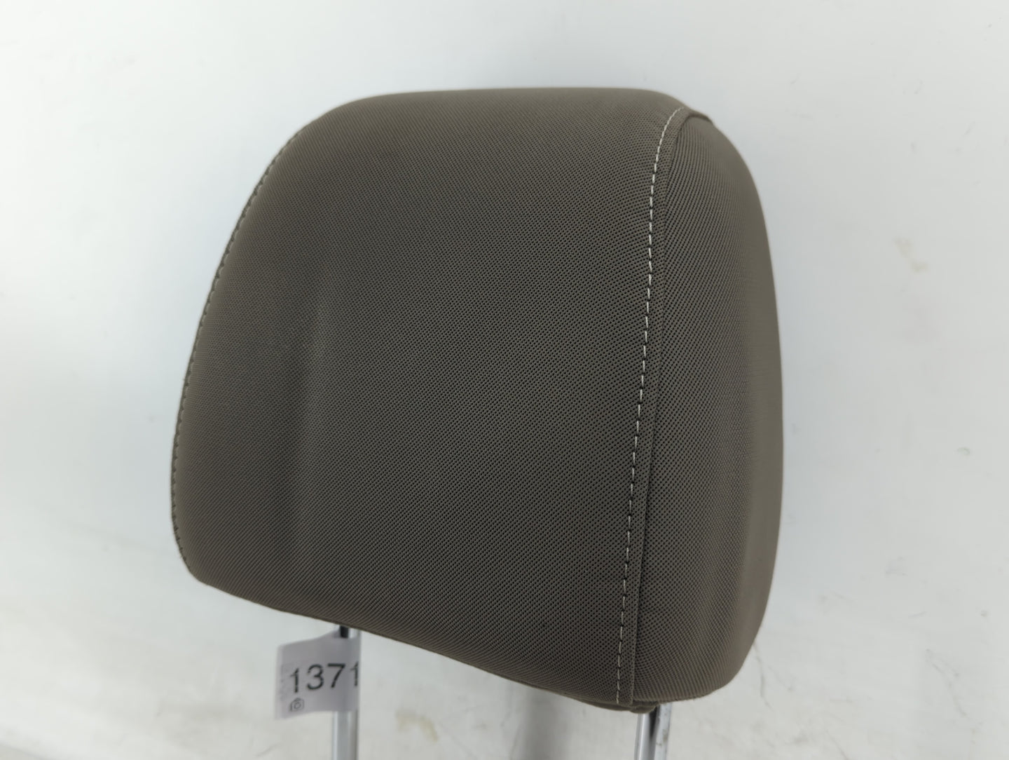 2013-2015 Ford Escape Headrest Head Rest Front Driver Passenger Seat Fits Fits 2013 2014 2015 OEM Used Auto Parts - Oemuseda