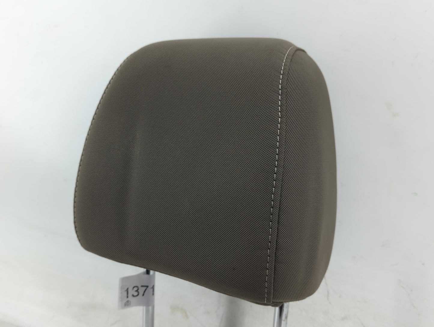 2013-2015 Ford Escape Headrest Head Rest Front Driver Passenger Seat Fits Fits 2013 2014 2015 OEM Used Auto Parts - Oemuseda