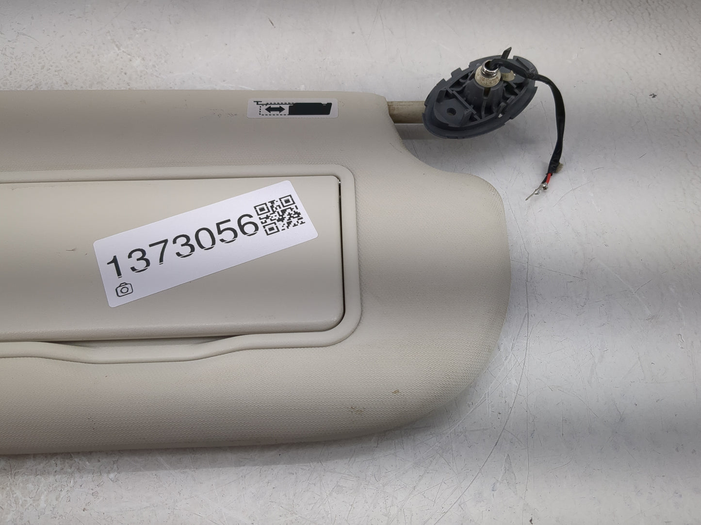 2013-2019 Ford Escape Sun Visor Shade Replacement Passenger Right Mirror Fits Fits 2013 2014 2015 2016 2017 2018 2019 OEM Us