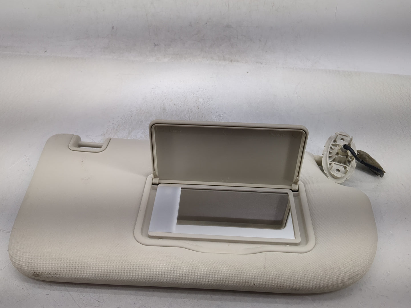 2013-2019 Ford Escape Sun Visor Shade Replacement Passenger Right Mirror Fits Fits 2013 2014 2015 2016 2017 2018 2019 OEM Us