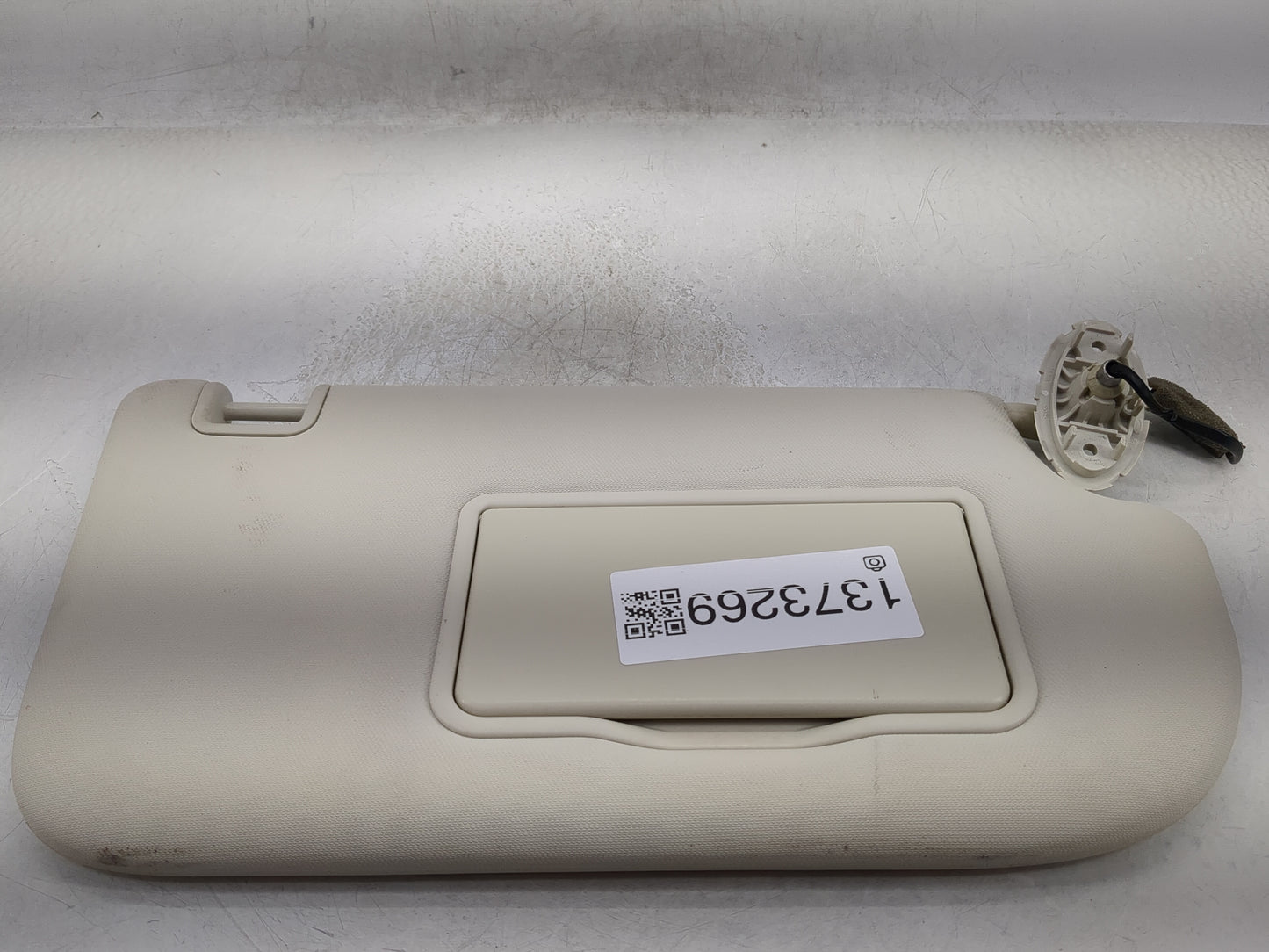 2013-2019 Ford Escape Sun Visor Shade Replacement Passenger Right Mirror Fits Fits 2013 2014 2015 2016 2017 2018 2019 OEM Us