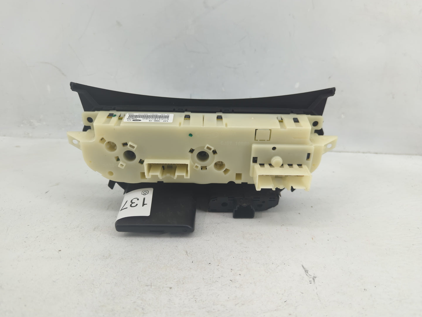 2013-2016 Ford Escape Climate Control Module Temperature AC/Heater Replacement P/N:CJ5T-19980-CK Fits Fits 2013 2014 2015 20