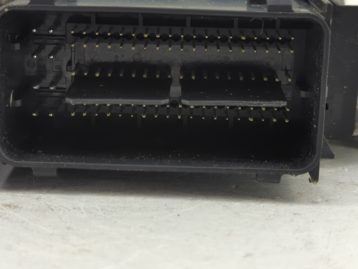 2013-2016 Ford Escape PCM Engine Control Computer ECU ECM PCU OEM P/N:EJ5A-12A650-TB Fits Fits 2013 2014 2015 2016 OEM Used 