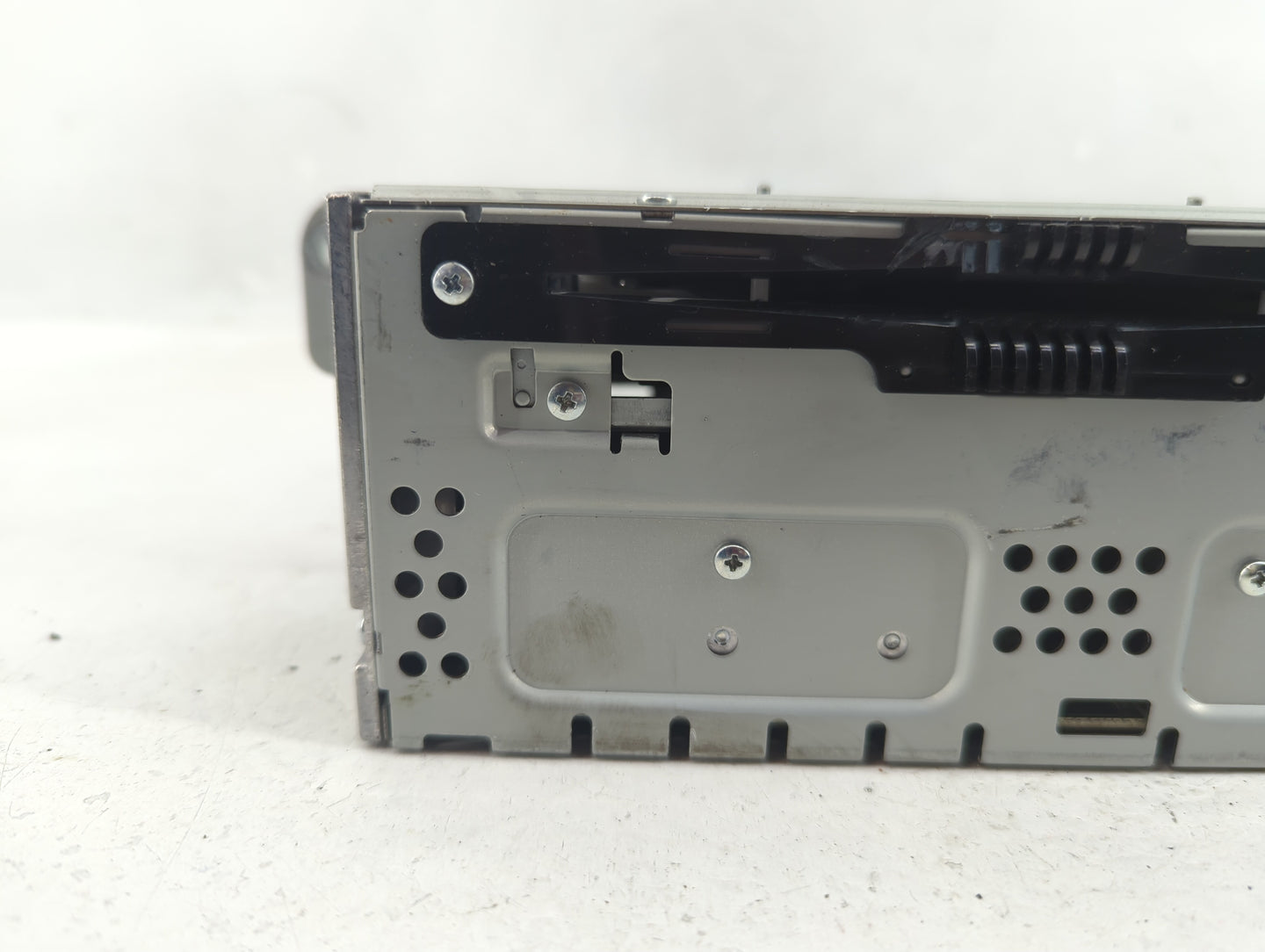 2013-2015 Ford Escape Radio AM FM Cd Player Receiver Replacement Fits Fits 2013 2014 2015 OEM Used Auto Parts - Oemusedautop