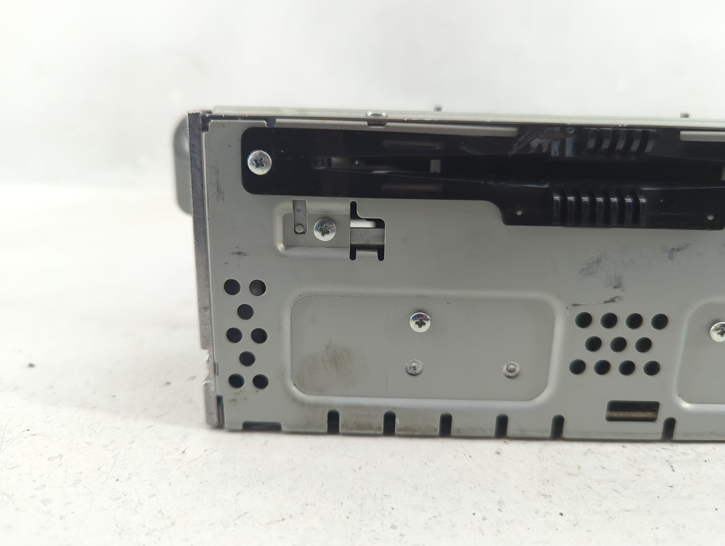 2013-2015 Ford Escape Radio AM FM Cd Player Receiver Replacement Fits Fits 2013 2014 2015 OEM Used Auto Parts - Oemusedautop