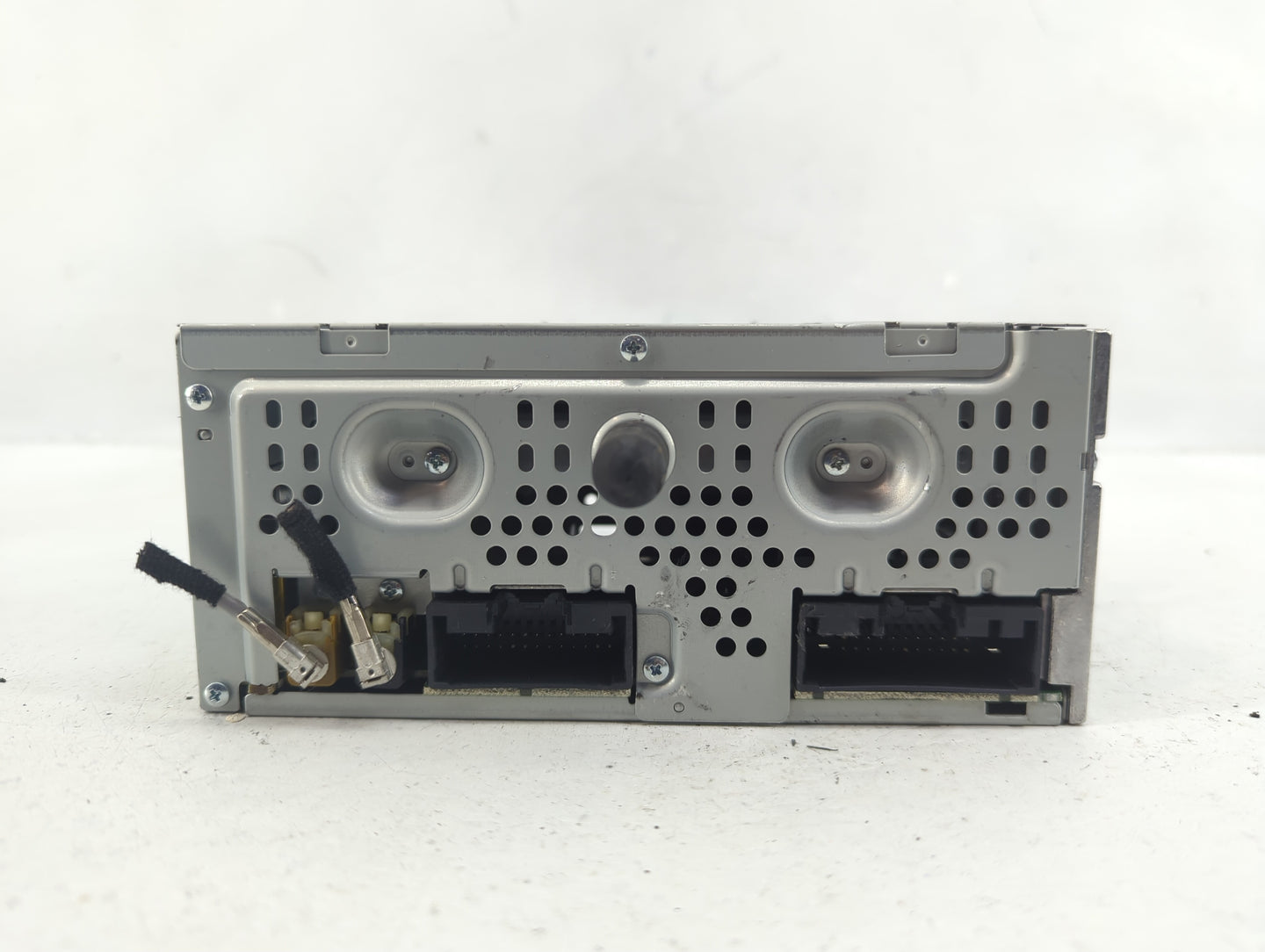 2013-2015 Ford Escape Radio AM FM Cd Player Receiver Replacement Fits Fits 2013 2014 2015 OEM Used Auto Parts - Oemusedautop