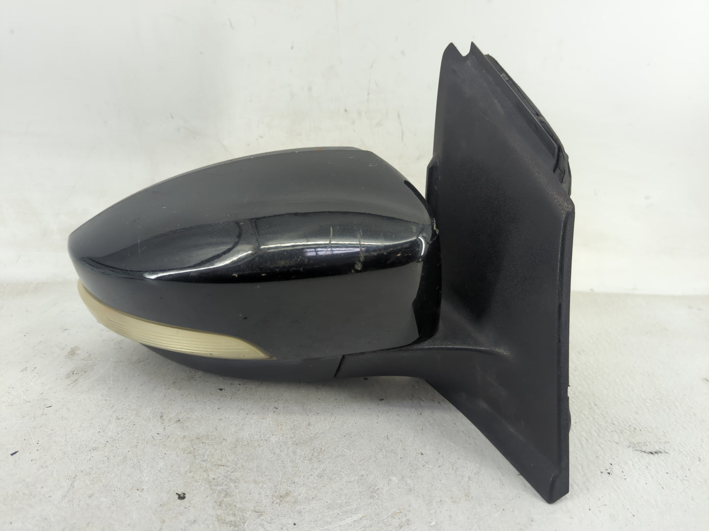 2013-2016 Ford Escape Passenger Side View Mirror - Right Door Mirror OEM Used - Oemusedautoparts1.com