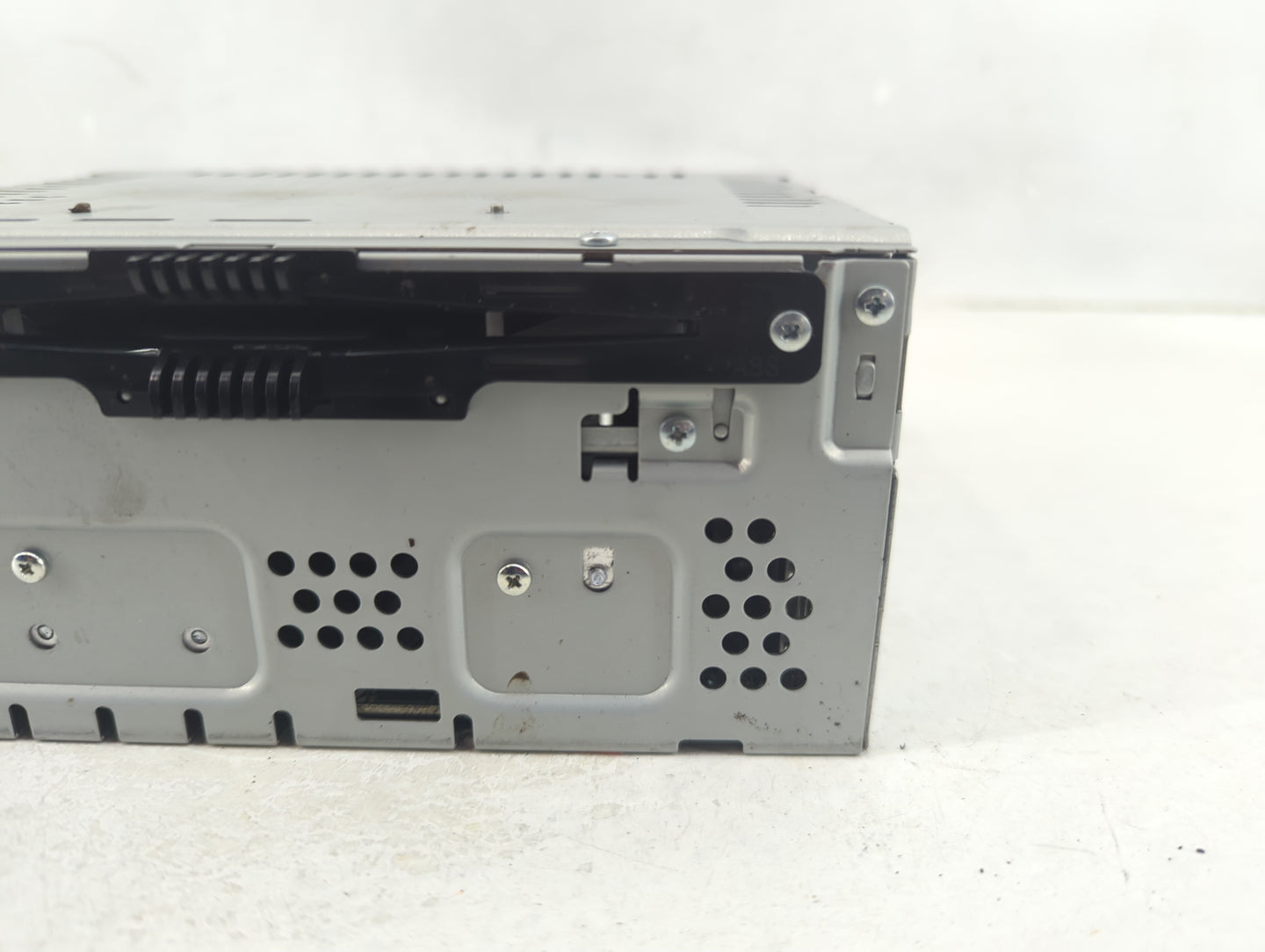 2013-2015 Ford Escape Radio AM FM Cd Player Receiver Replacement Fits Fits 2013 2014 2015 OEM Used Auto Parts - Oemusedautop