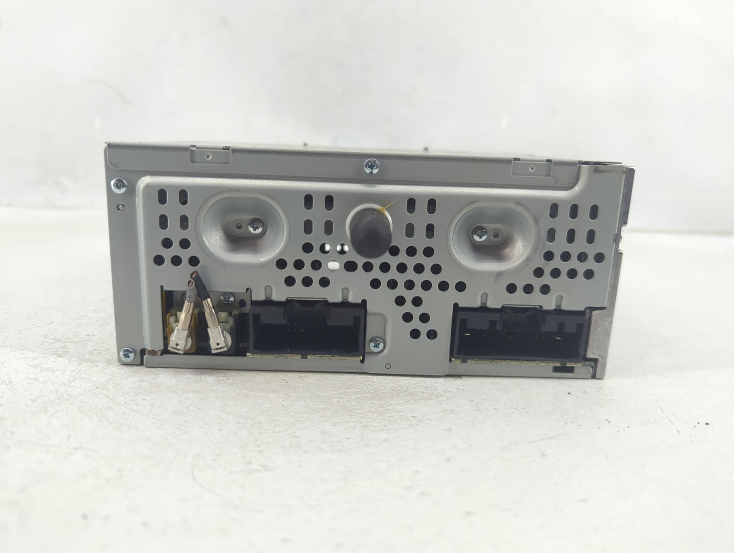 2013-2015 Ford Escape Radio AM FM Cd Player Receiver Replacement Fits Fits 2013 2014 2015 OEM Used Auto Parts - Oemusedautop