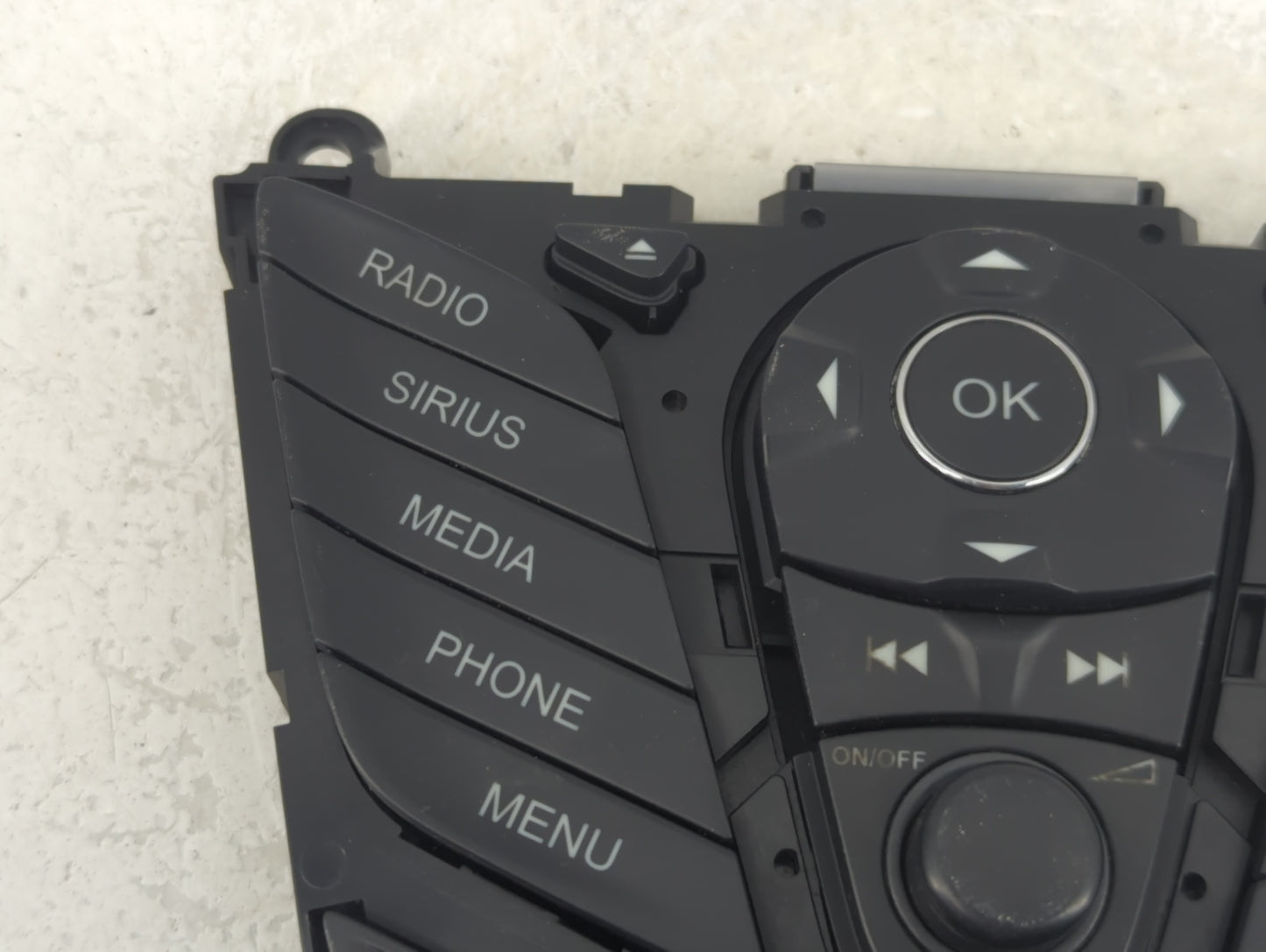 2014 Ford Escape Radio AM FM Cd Player Receiver Replacement P/N:JM5T-18D818-BA Fits OEM Used Auto Parts - Oemusedautoparts1.