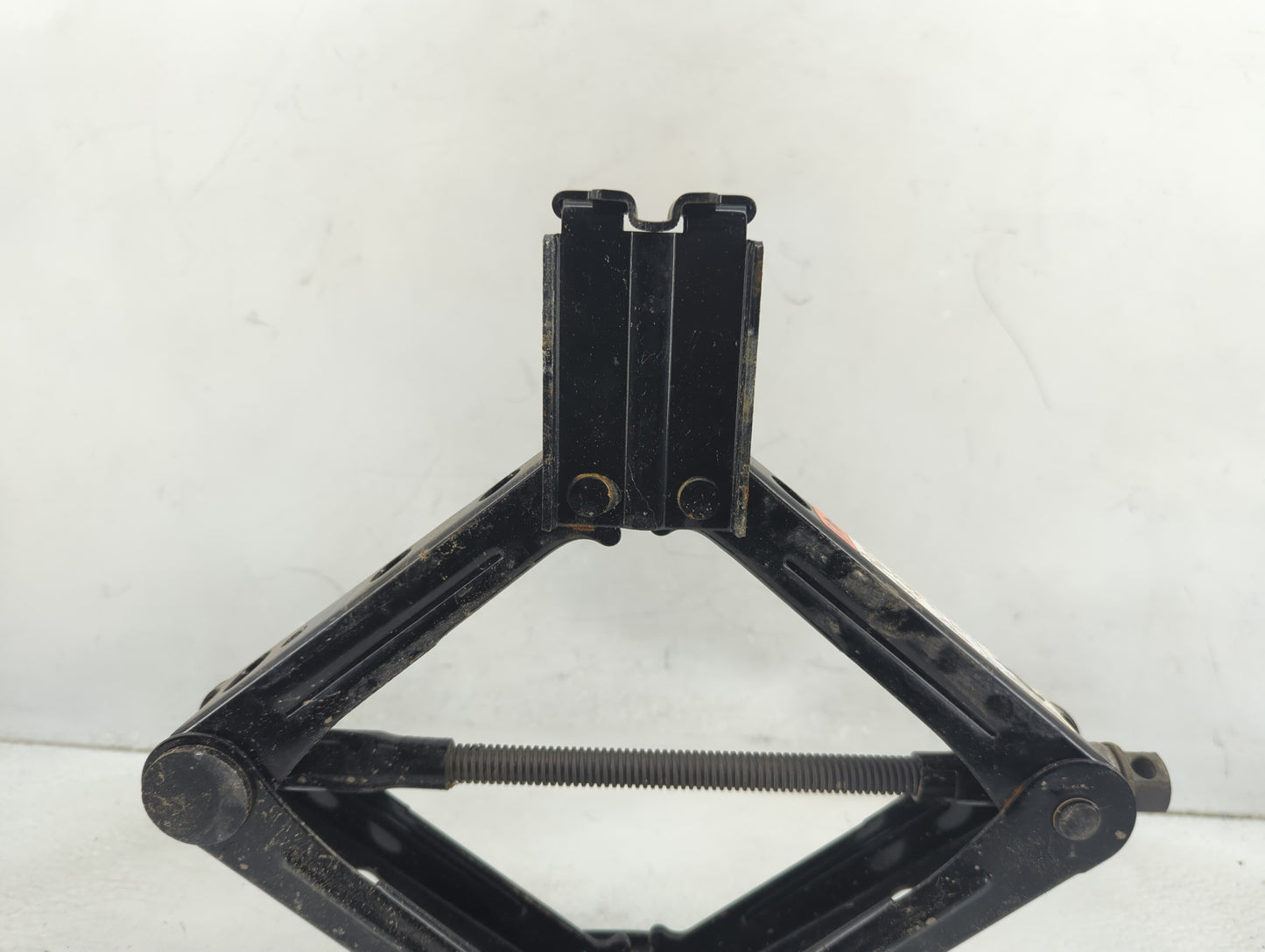 2014 Ford Escape Spare Scissor Car Jack - Oemusedautoparts1.com