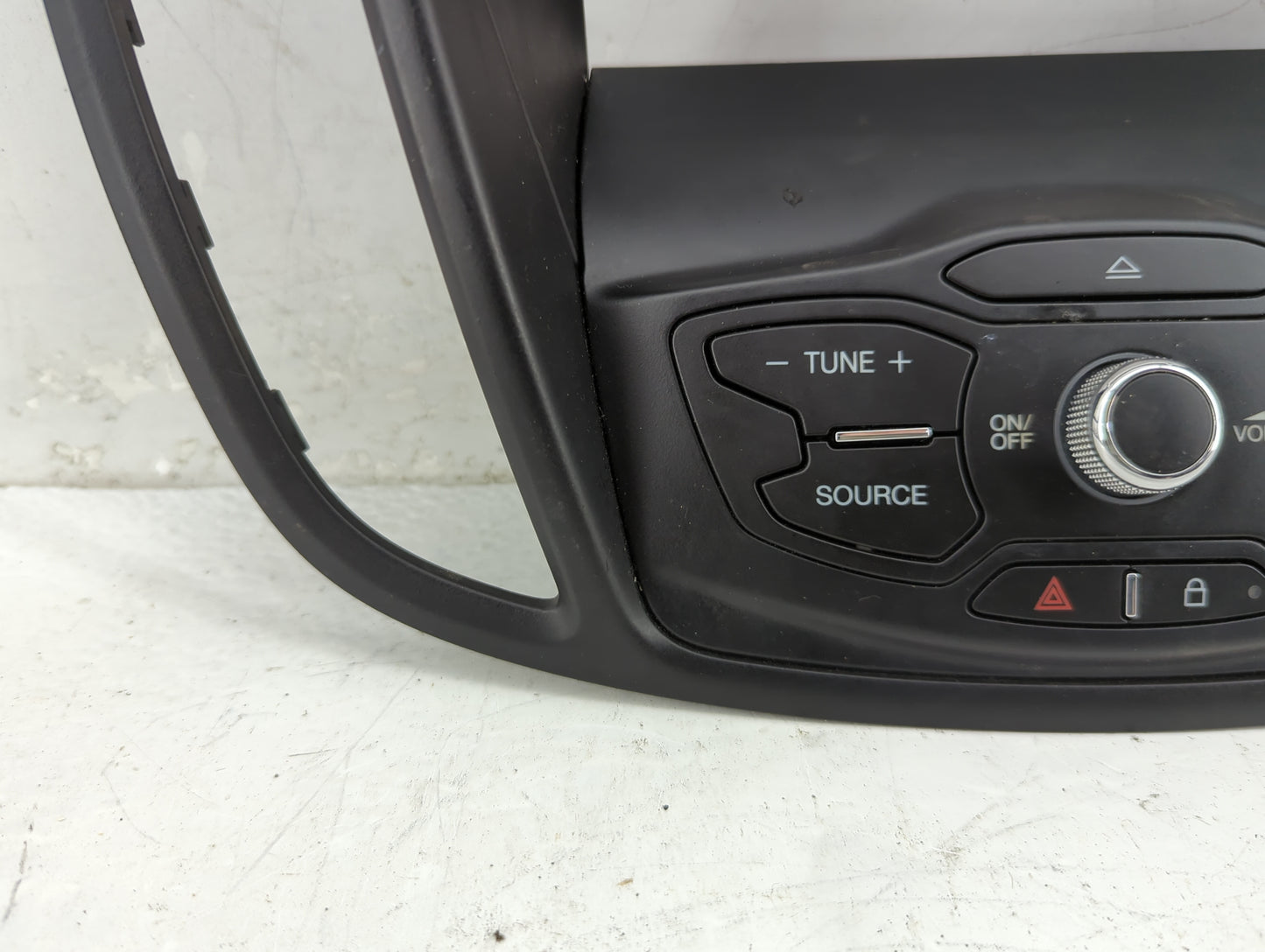 2013-2016 Ford Escape Radio Control Panel - Oemusedautoparts1.com
