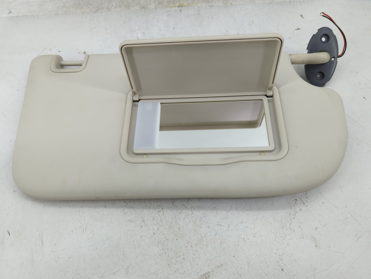 2013-2019 Ford Escape Sun Visor Shade Replacement Passenger Right Mirror Fits Fits 2013 2014 2015 2016 2017 2018 2019 OEM Us