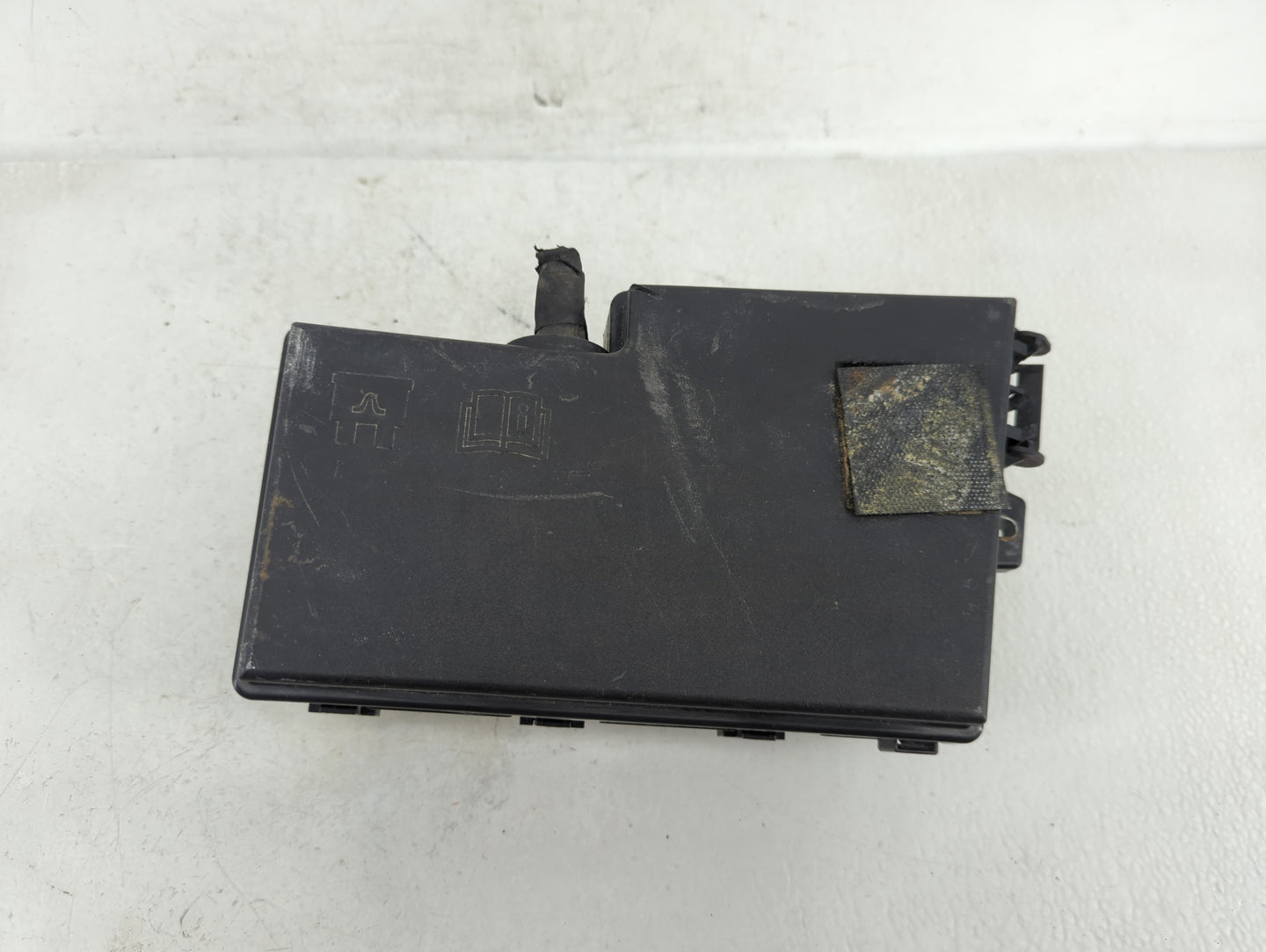 2013-2016 Ford Escape Fusebox Fuse Box Panel Relay Module Fits Fits 2013 2014 2015 2016 OEM Used Auto Parts - Oemusedautopar