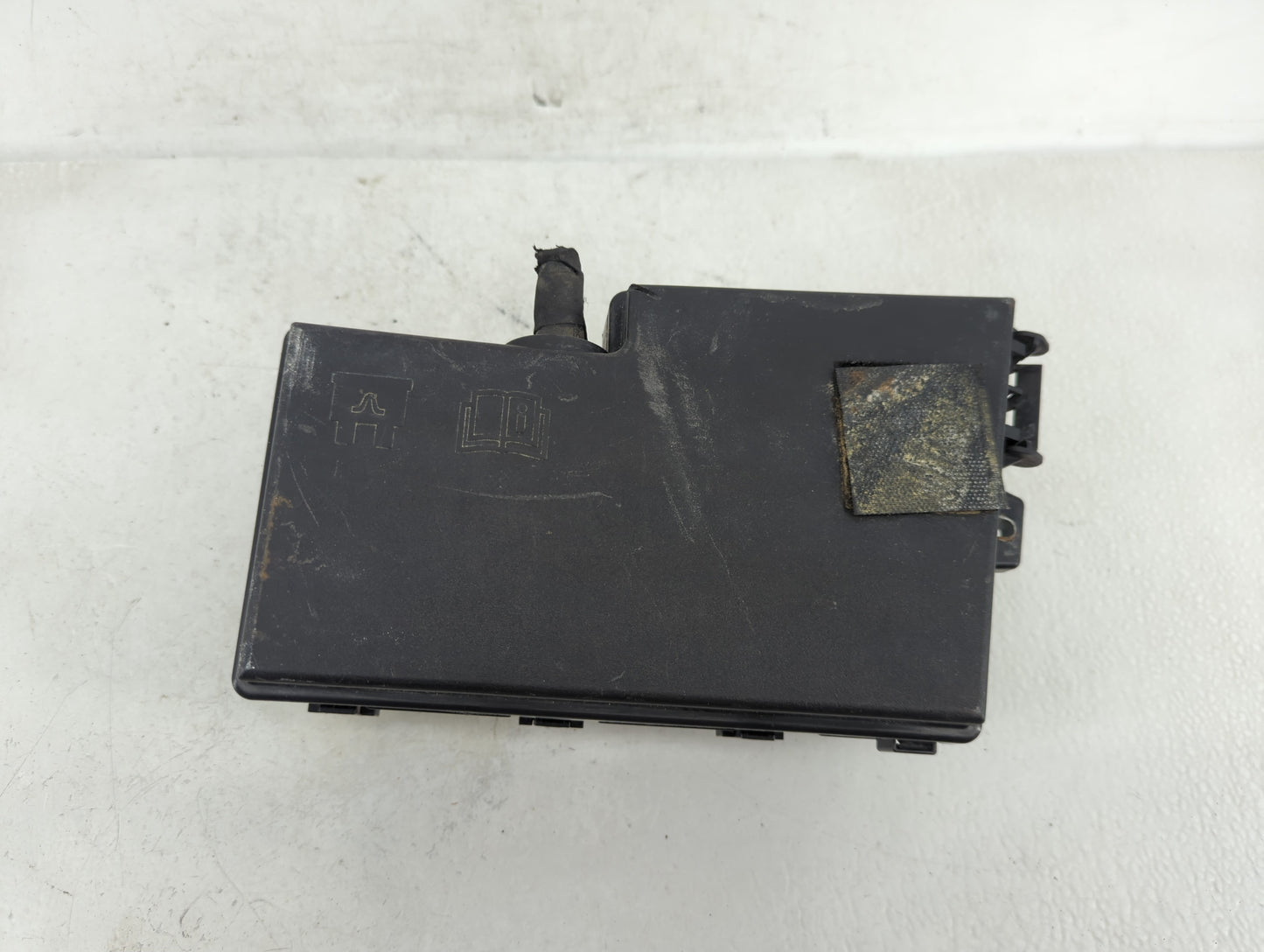2013-2016 Ford Escape Fusebox Fuse Box Panel Relay Module Fits Fits 2013 2014 2015 2016 OEM Used Auto Parts - Oemusedautopar