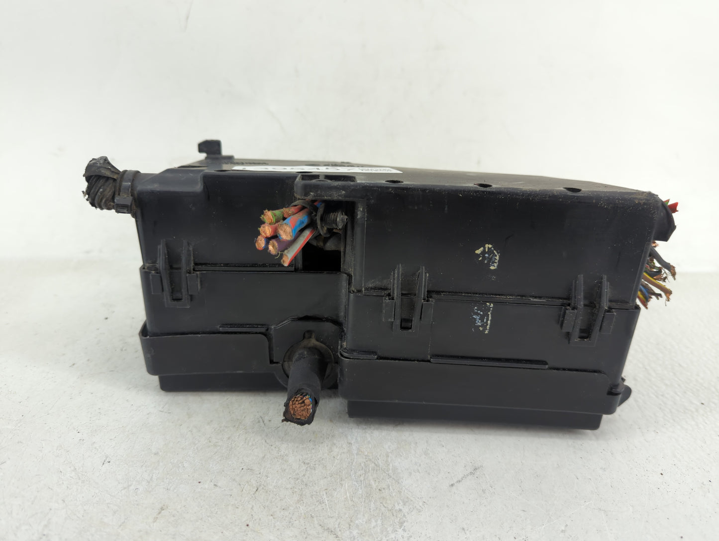 2013-2016 Ford Escape Fusebox Fuse Box Panel Relay Module Fits Fits 2013 2014 2015 2016 OEM Used Auto Parts - Oemusedautopar