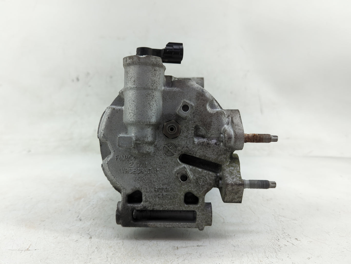 2013-2016 Ford Escape Air Conditioning A/c Ac Compressor Oem - Oemusedautoparts1.com