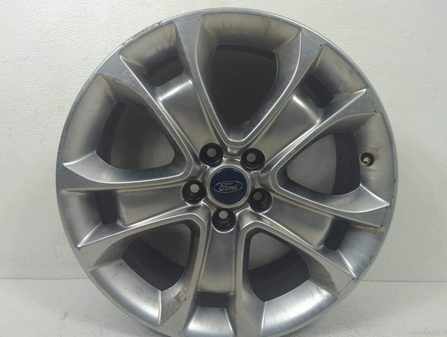 2014 Ford Escape Oem Wheel Rim 1397358 - Oemusedautoparts1.com
