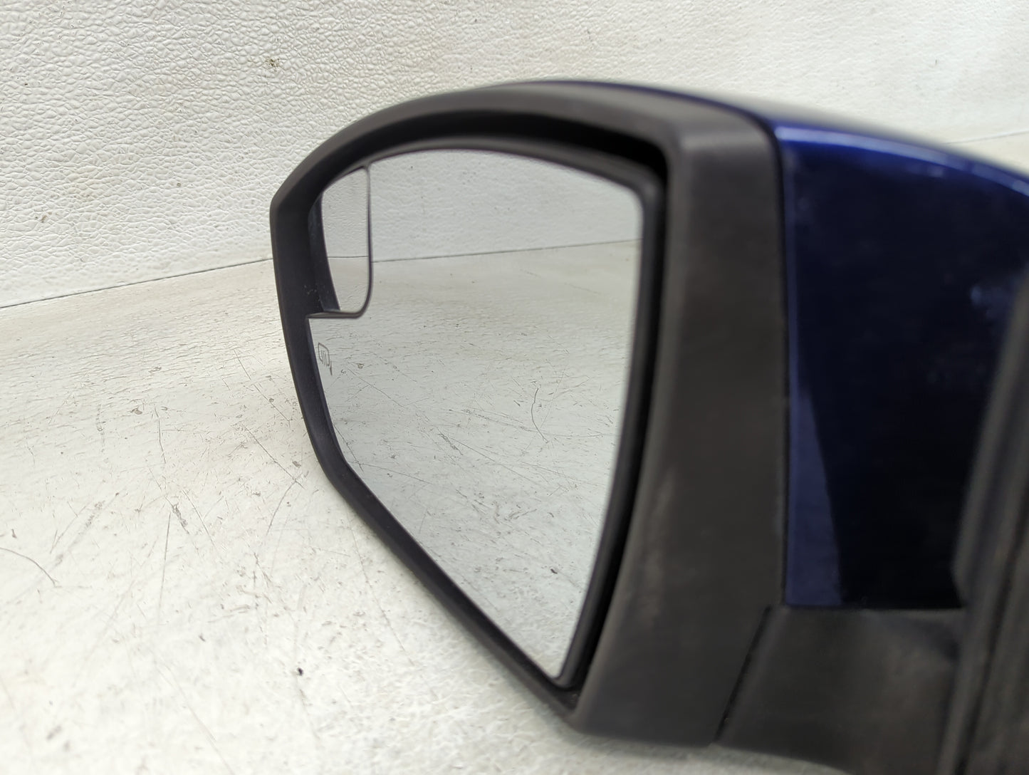 2013-2016 Ford Escape Driver Side View Mirror - Left Door Mirror OEM Used - Oemusedautoparts1.com