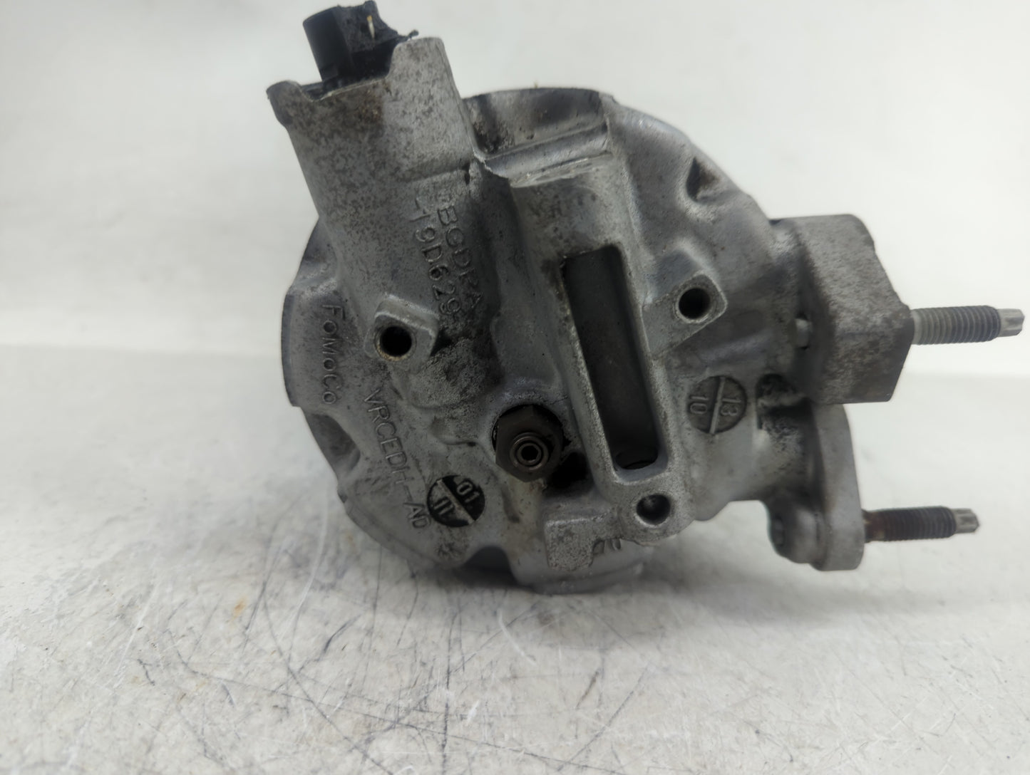 2013-2016 Ford Escape Air Conditioning A/c Ac Compressor Oem - Oemusedautoparts1.com
