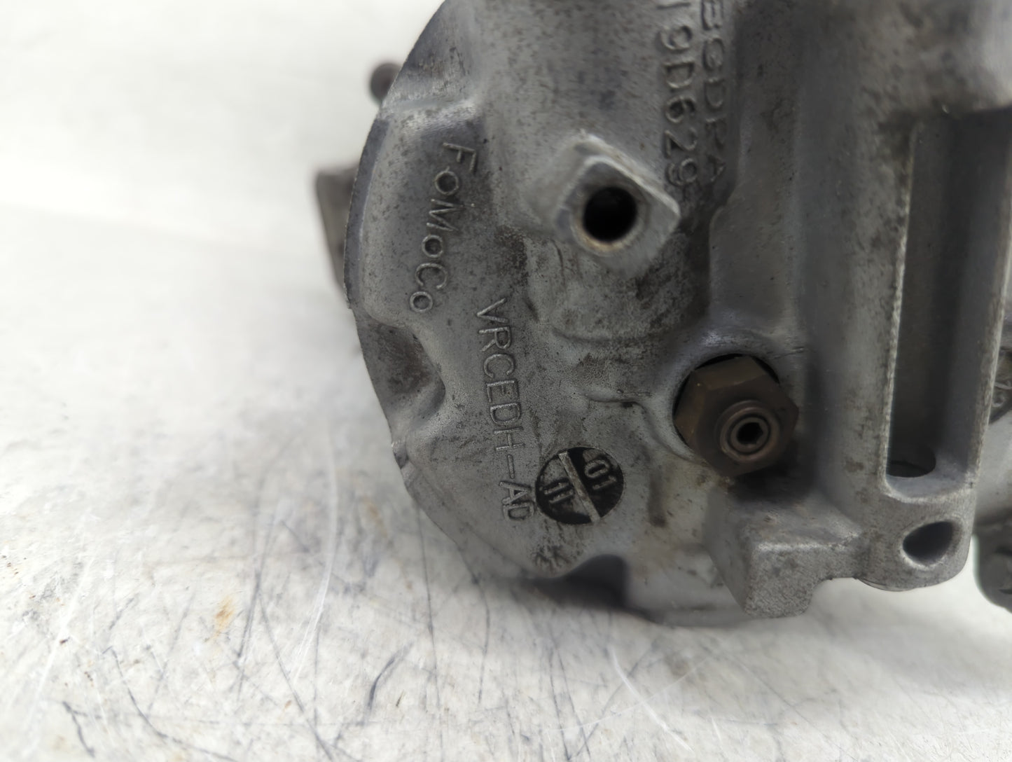 2013-2016 Ford Escape Air Conditioning A/c Ac Compressor Oem - Oemusedautoparts1.com