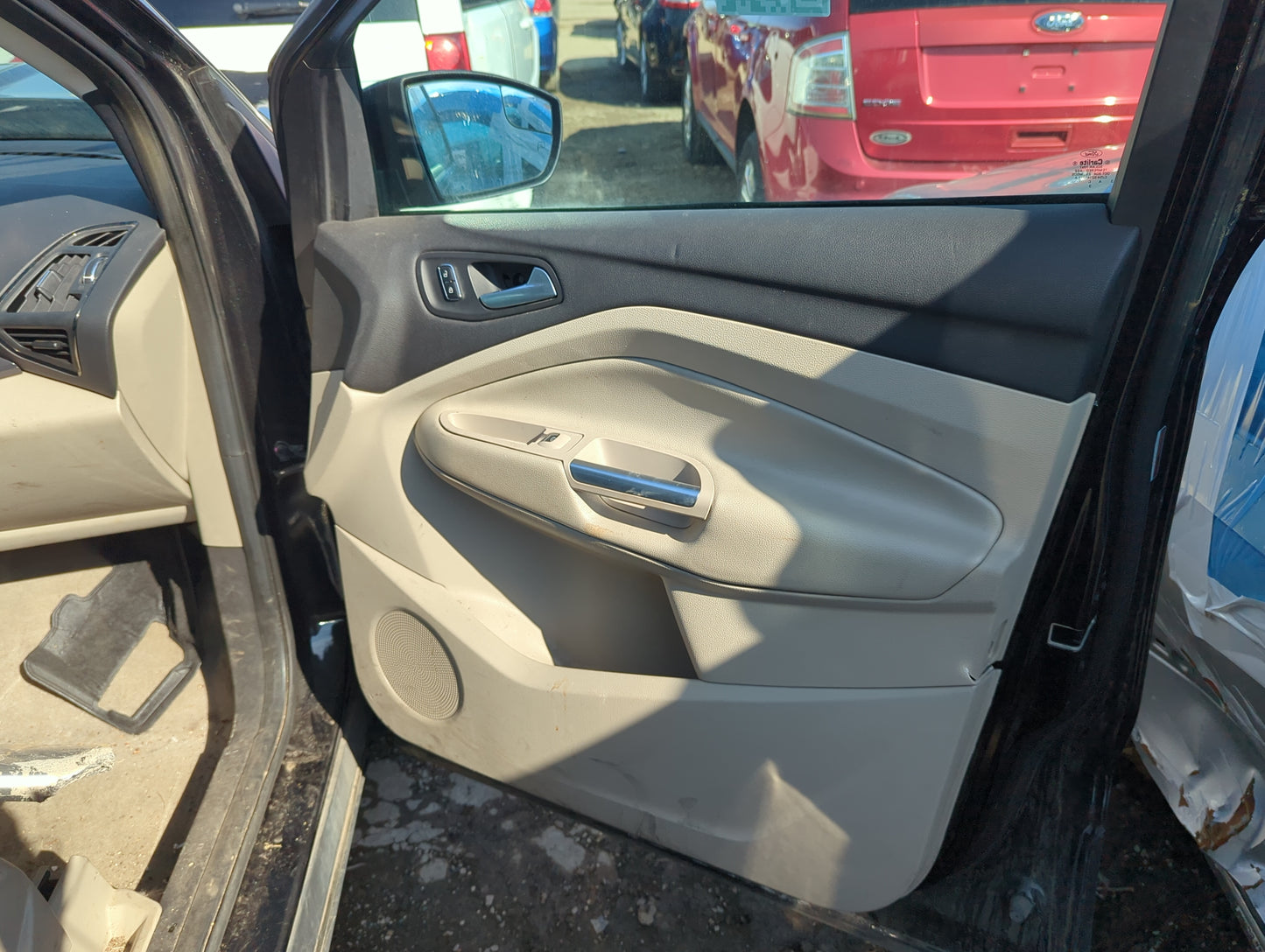 2014 Ford Escape Front Right Passenger Interior Door Panel Trim 1405674 - Oemusedautoparts1.com