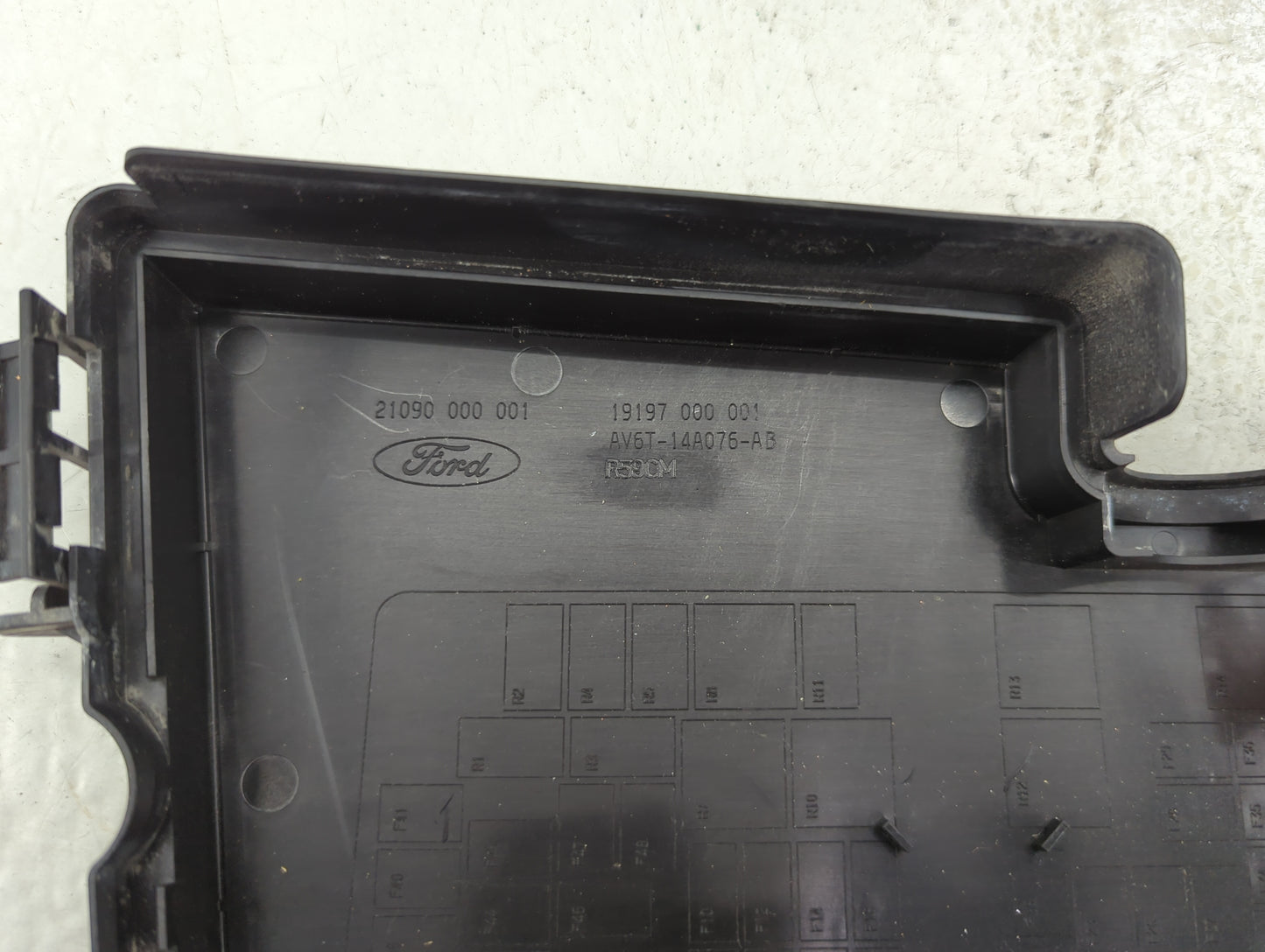 2013-2016 Ford Escape Fusebox Fuse Box Panel Relay Module P/N:AV6T-14A142-AB Fits Fits 2013 2014 2015 2016 OEM Used Auto Par
