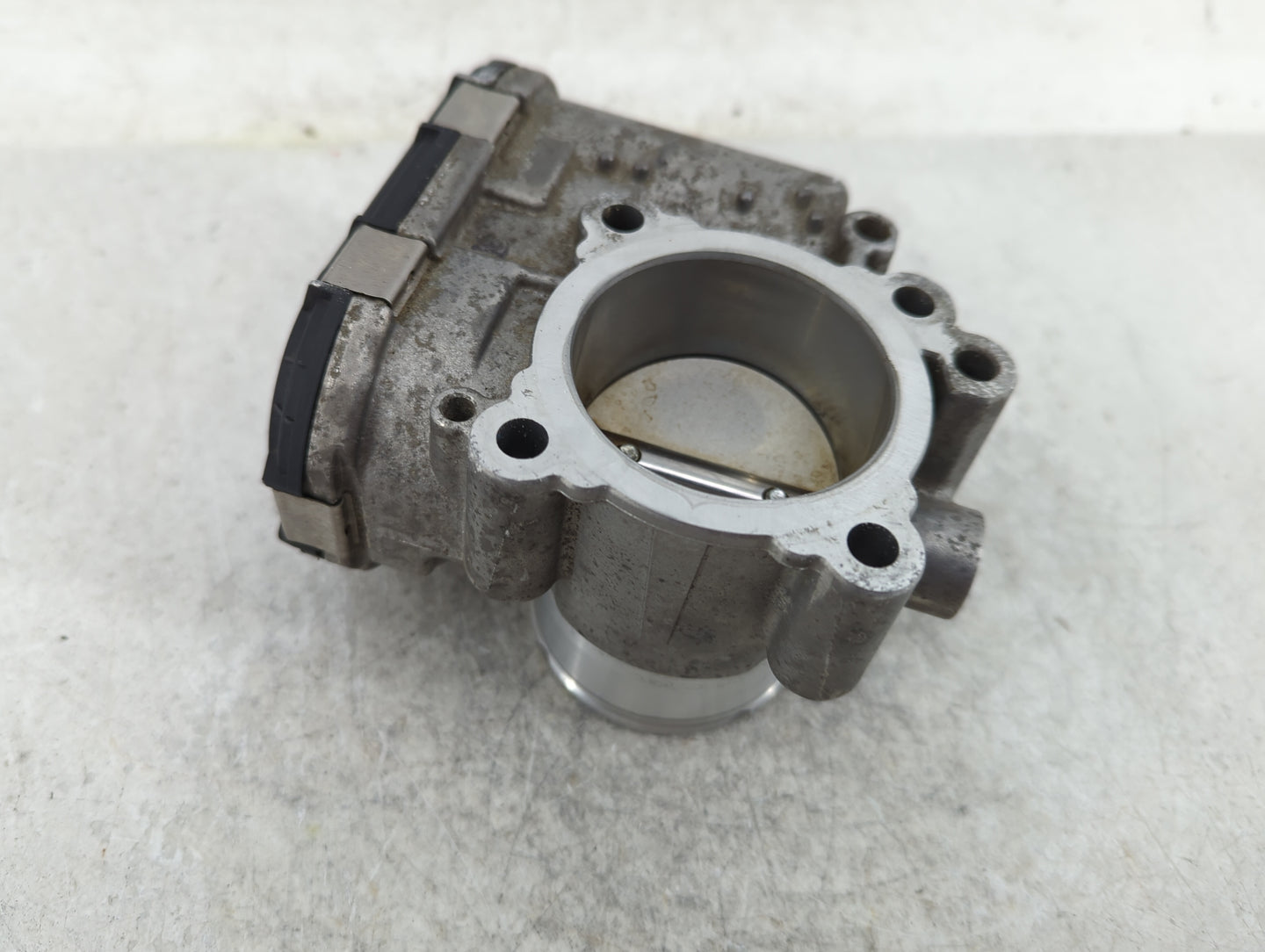 2013-2016 Ford Escape Throttle Body P/N:7S7G-9F991-CA CF335, 0280750 Fits Fits 2013 2014 2015 2016 2017 2018 2019 OEM Used A