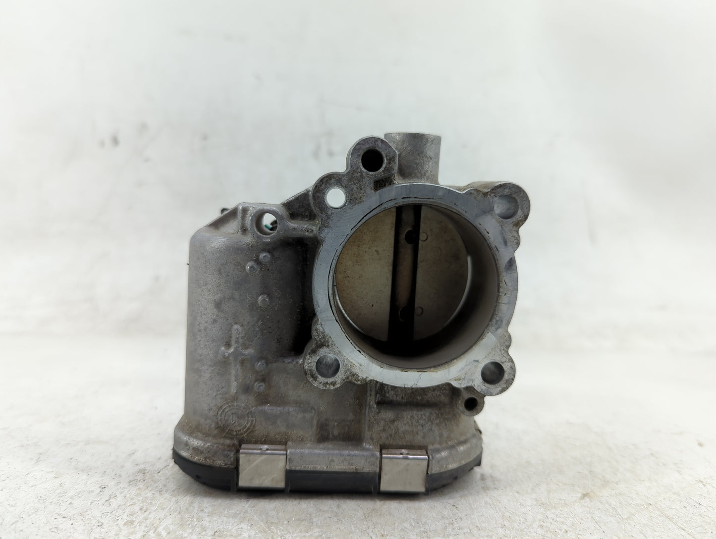 2013-2016 Ford Escape Throttle Body P/N:7S7G-9F991-CA 0280750535 Fits Fits 2013 2014 2015 2016 2017 2018 2019 OEM Used Auto 