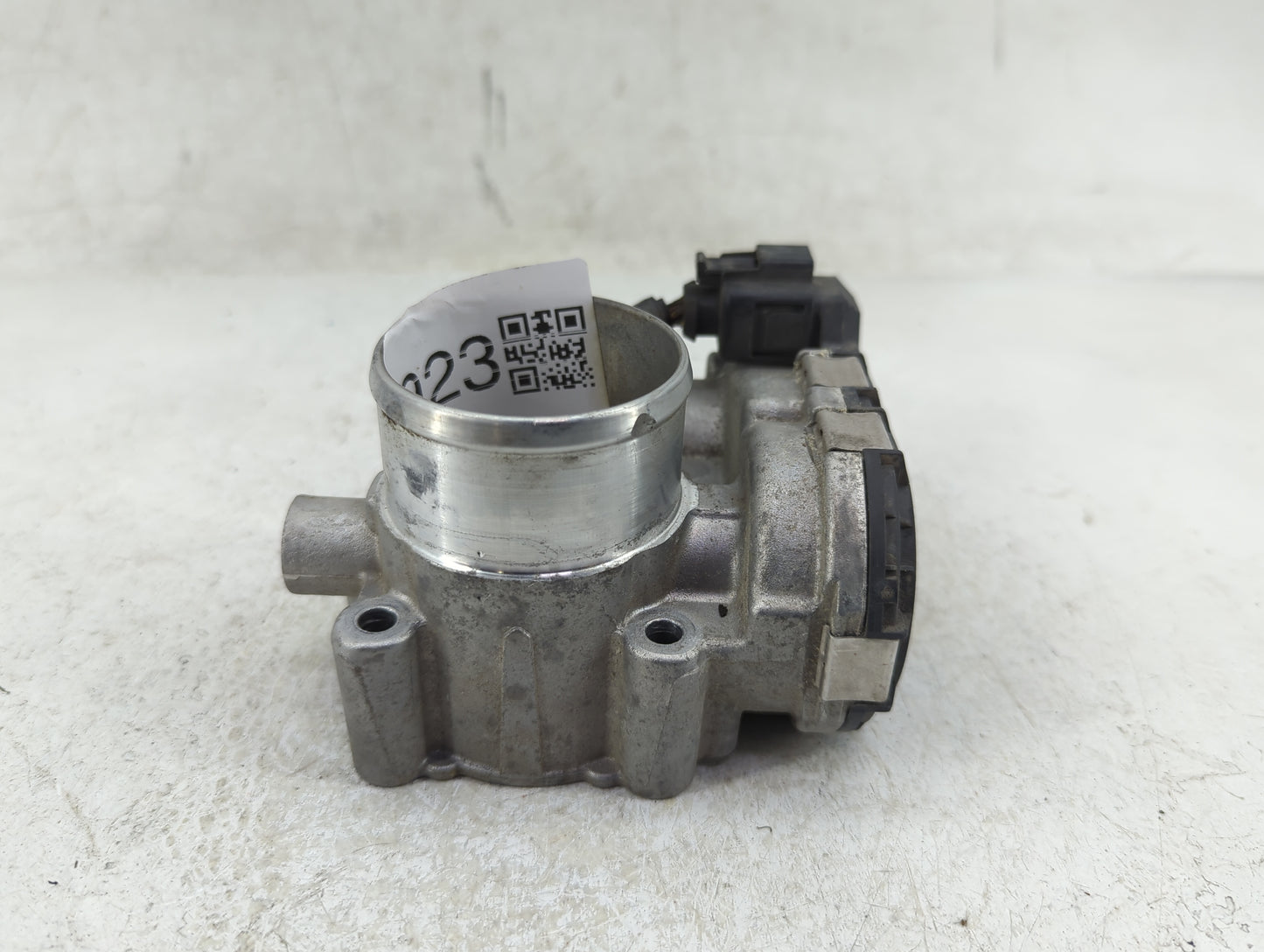 2013-2016 Ford Escape Throttle Body P/N:7S7G-9F991-CA 0280750535 Fits Fits 2013 2014 2015 2016 2017 2018 2019 OEM Used Auto 